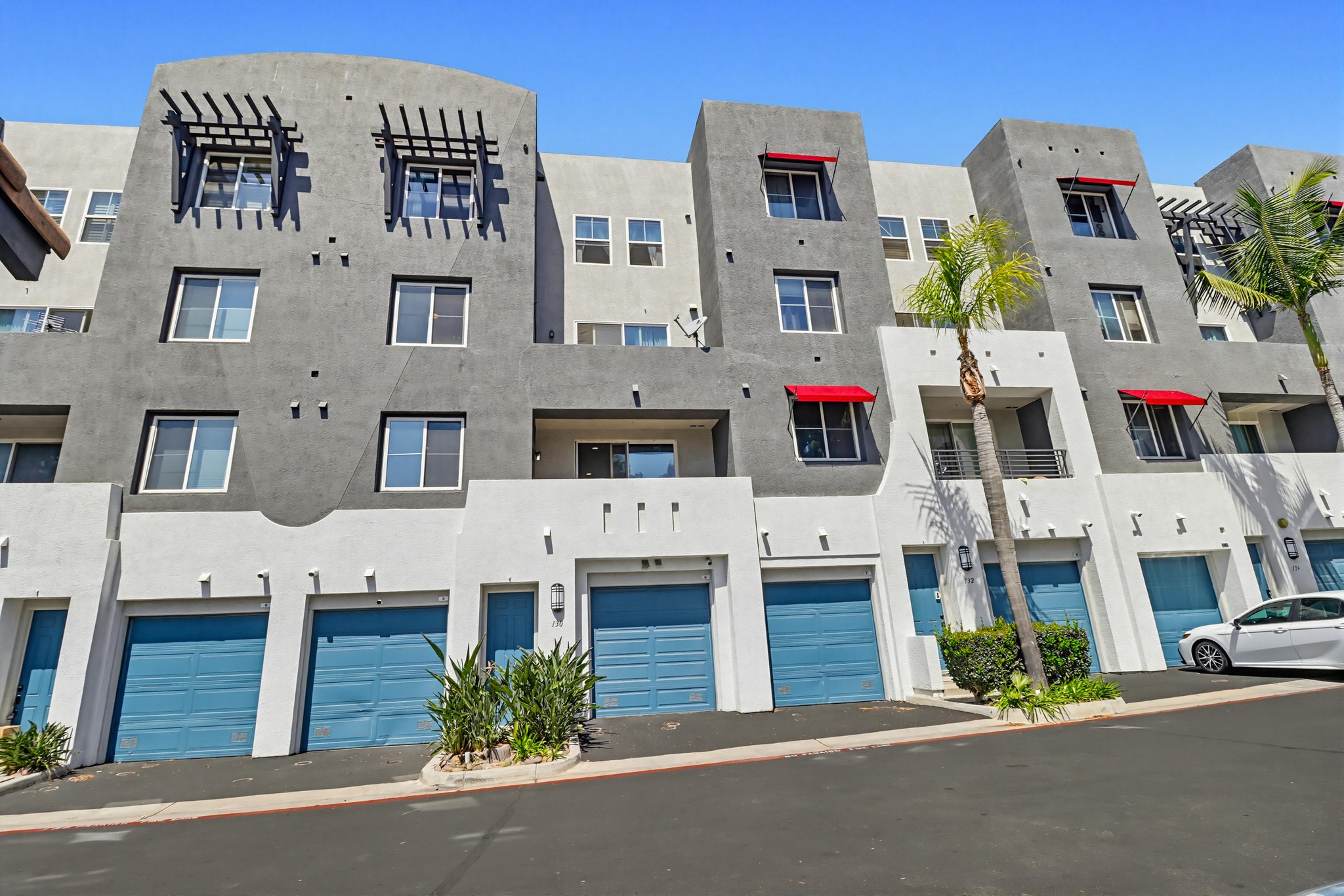 Virtual tour photo 1 of 47 for 1241 Santa Cora Ave UNIT 130
