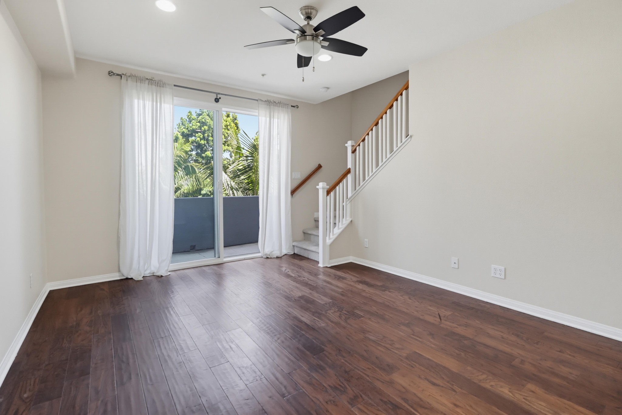 Virtual tour photo 16 of 46 for 1241 Santa Cora Ave Unit 334