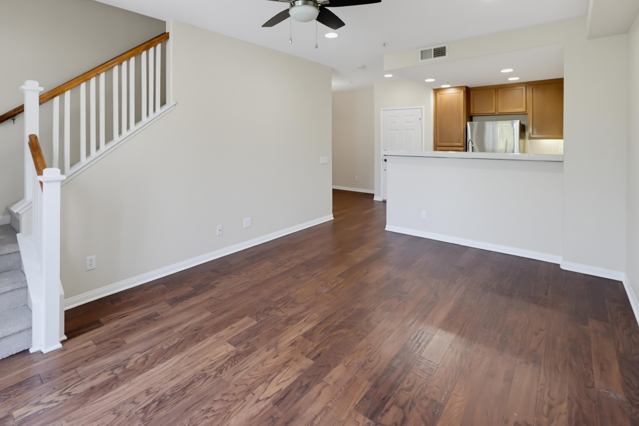 Virtual tour photo 17 of 46 for 1241 Santa Cora Ave Unit 334