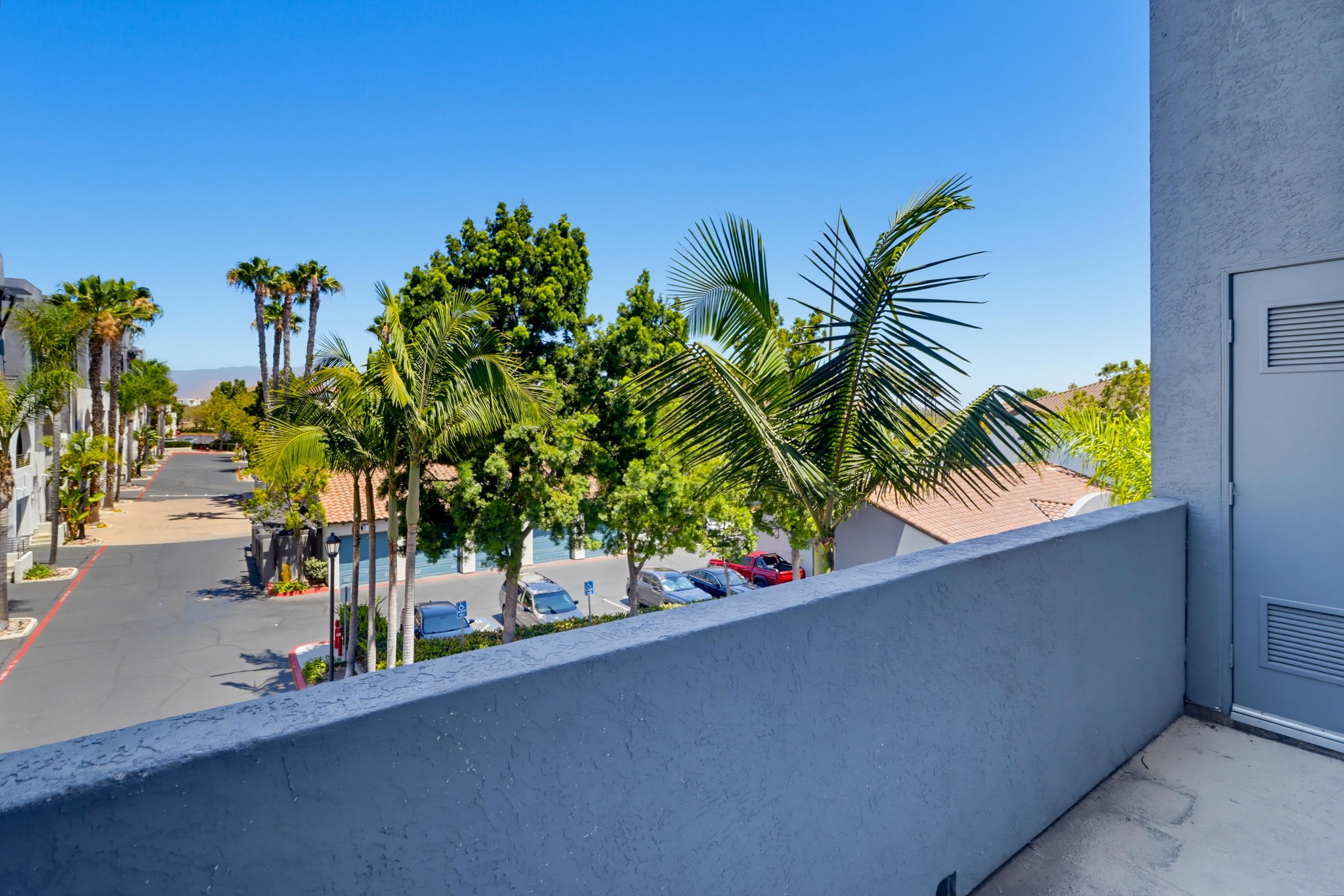 Virtual tour photo 22 of 46 for 1241 Santa Cora Ave Unit 334