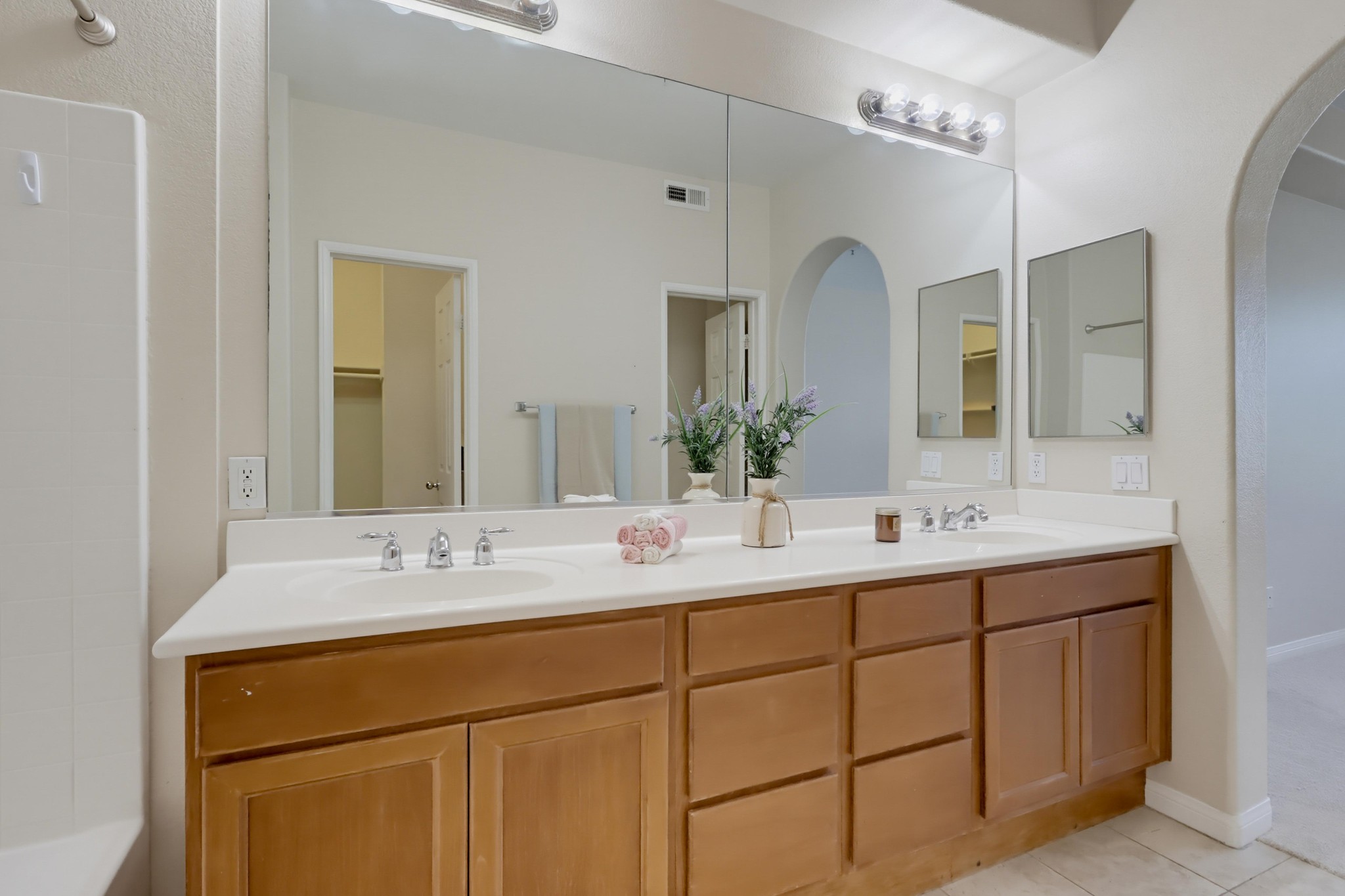 Virtual tour photo 29 of 46 for 1241 Santa Cora Ave Unit 334