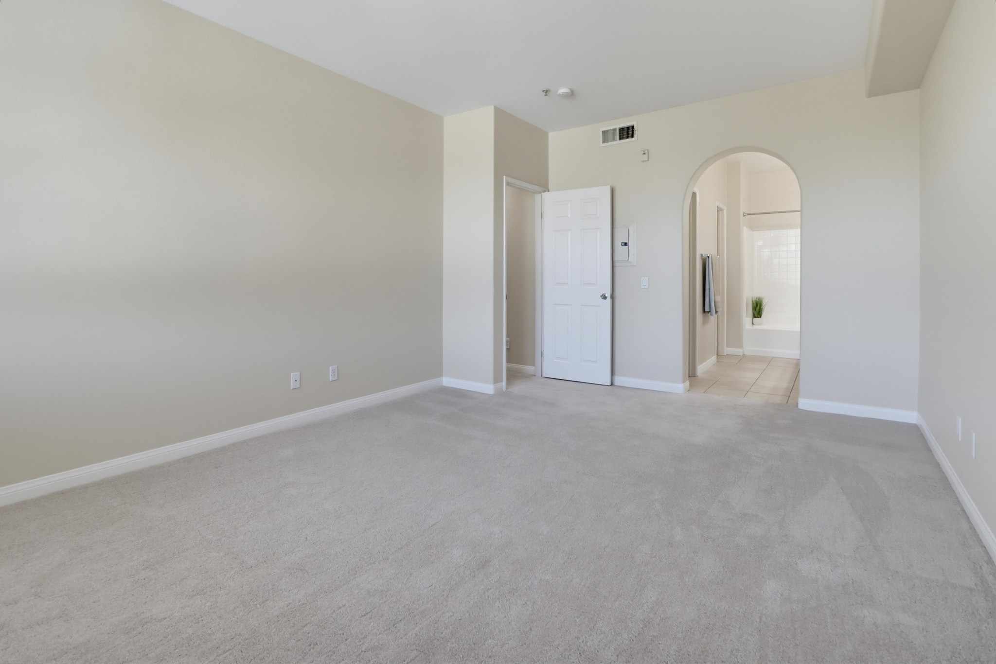 Virtual tour photo 32 of 46 for 1241 Santa Cora Ave Unit 334