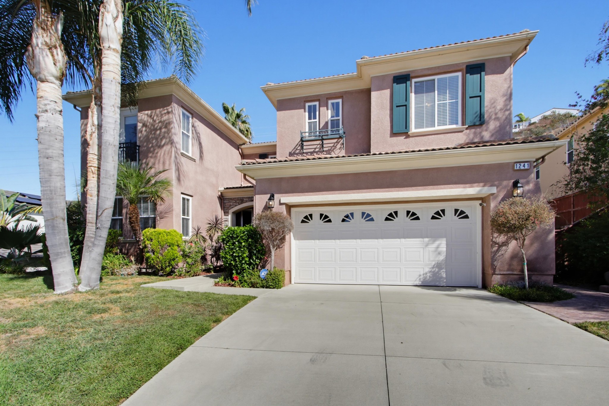 Virtual tour photo 1 of 79 for 1241 White Sands Dr