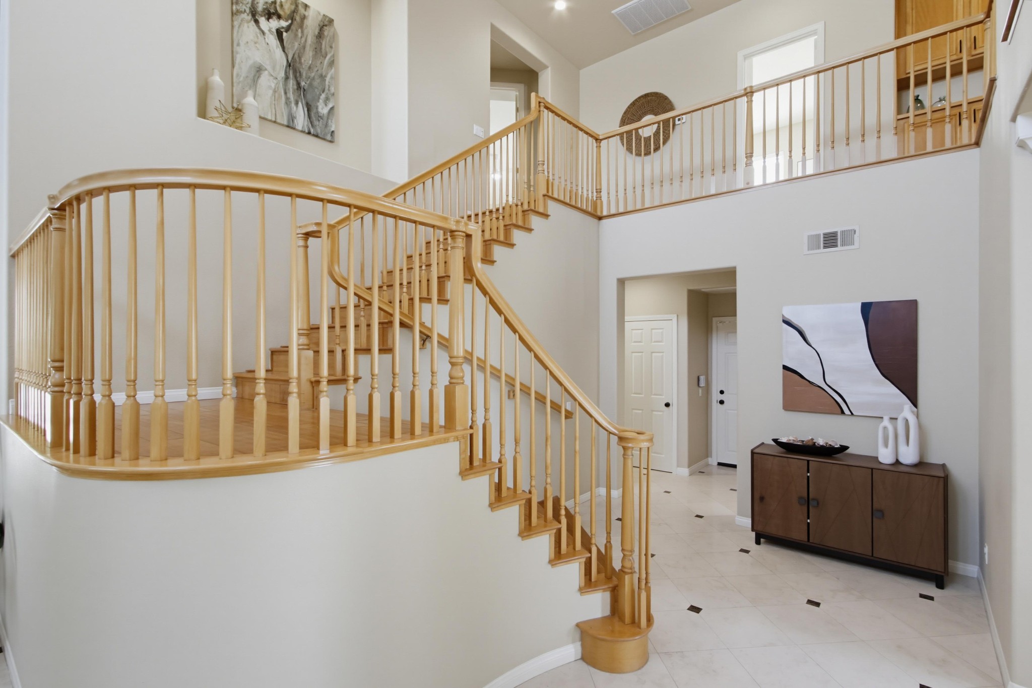 Virtual tour photo 37 of 79 for 1241 White Sands Dr