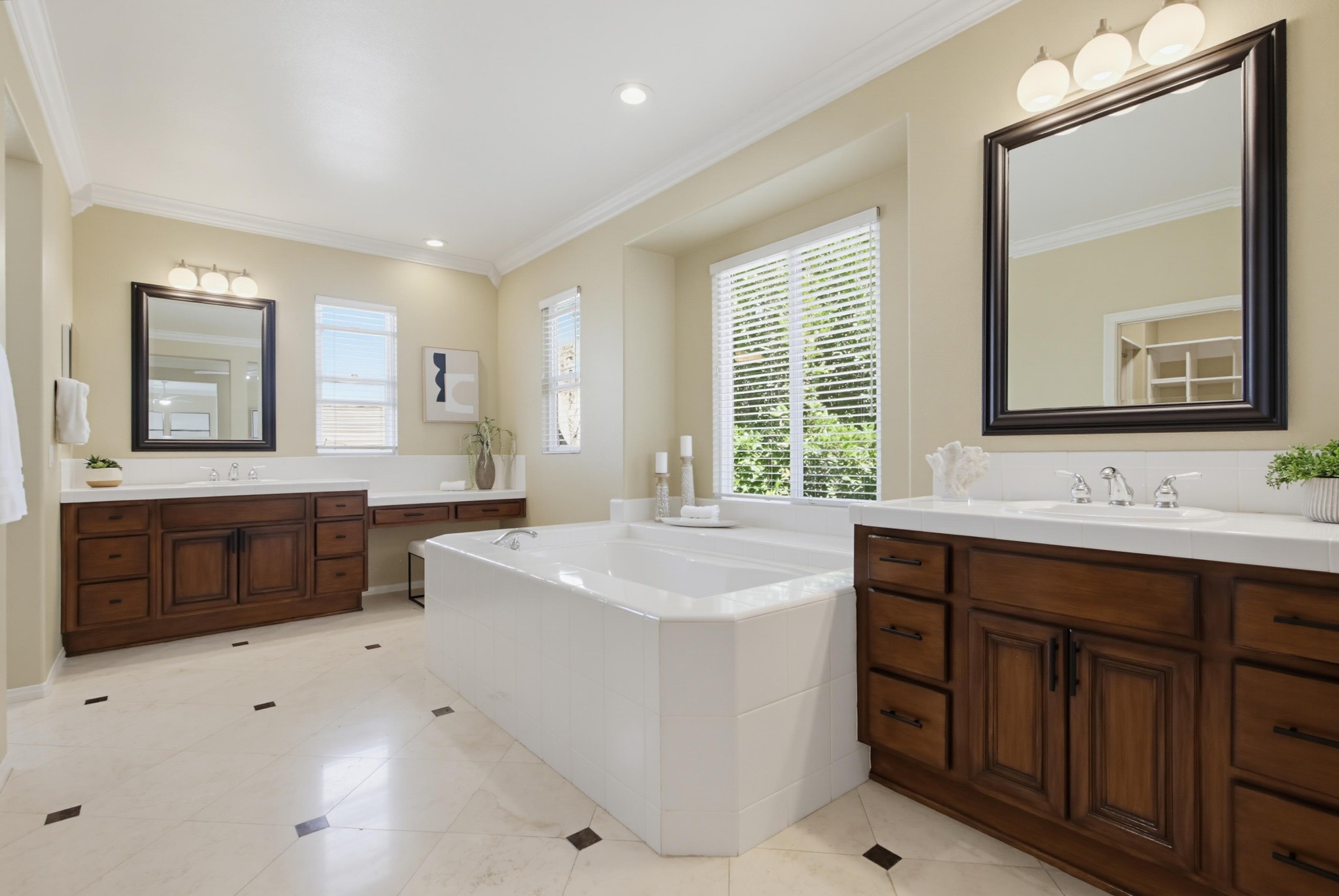 Virtual tour photo 63 of 79 for 1241 White Sands Dr