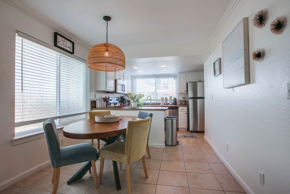 Virtual tour photo 10 of 39 for 1242 Grand Ave