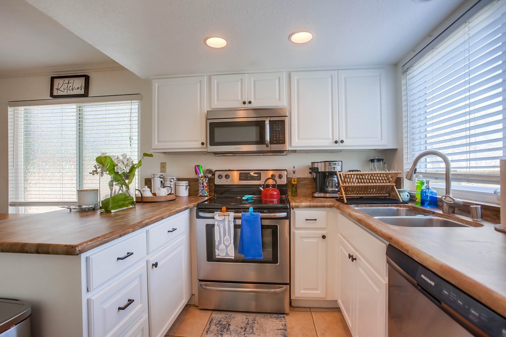 Virtual tour photo 15 of 39 for 1242 Grand Ave