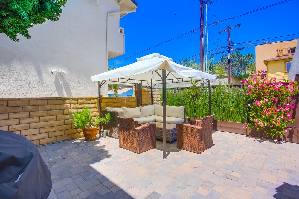 Virtual tour photo 37 of 39 for 1242 Grand Ave