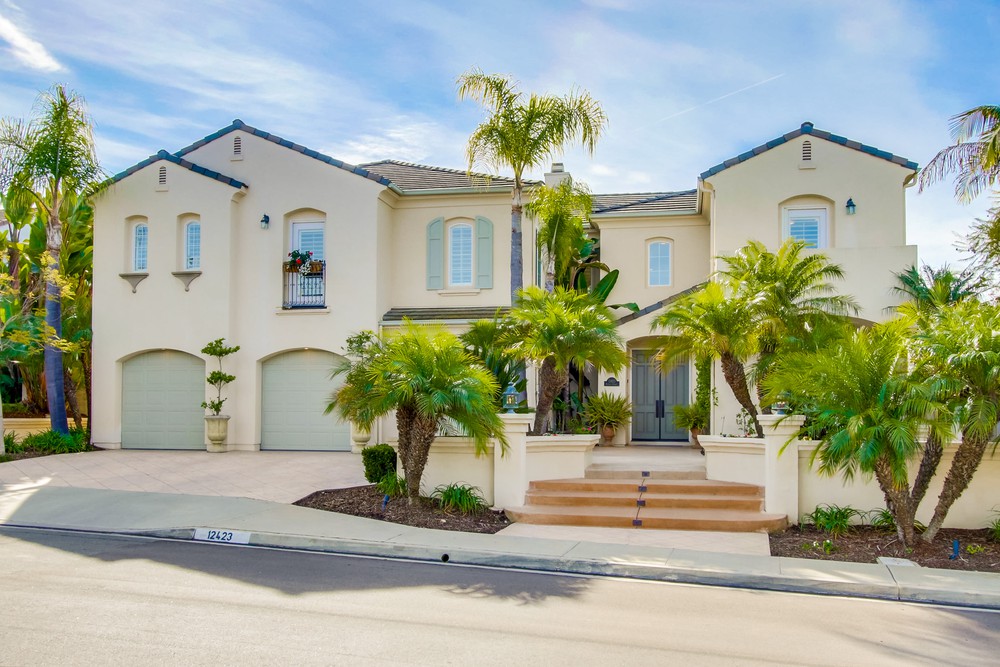Virtual tour photo 1 of 62 for 12423 Figtree St