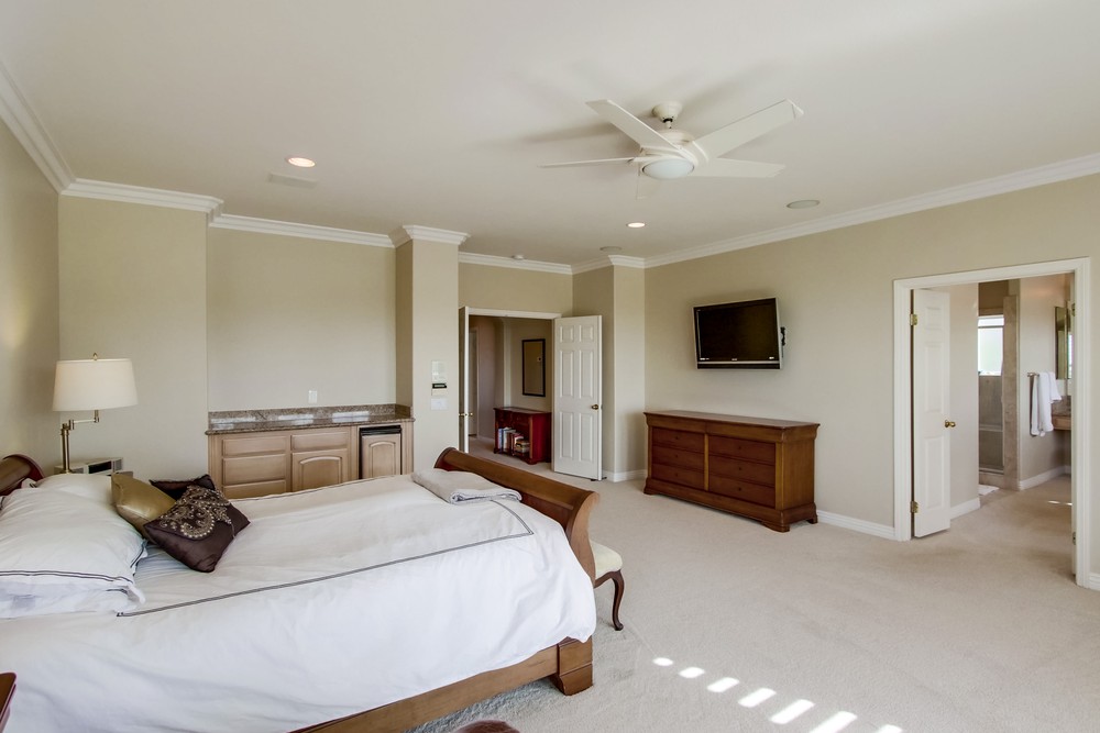 Virtual tour photo 27 of 62 for 12423 Figtree St