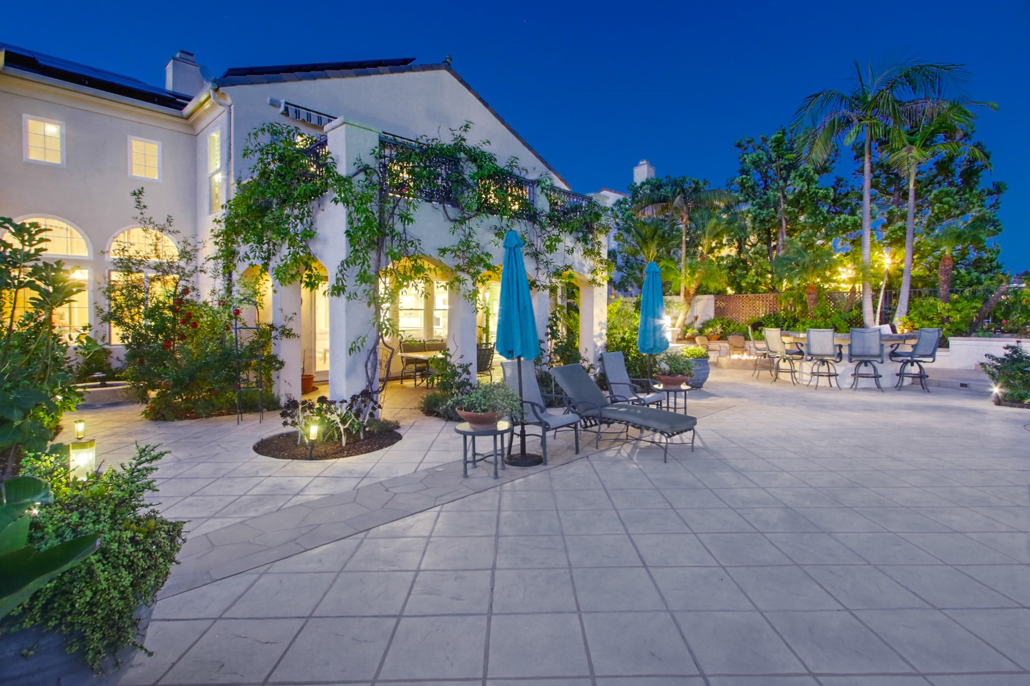 Virtual tour photo 16 of 138 for 12423 Figtree St