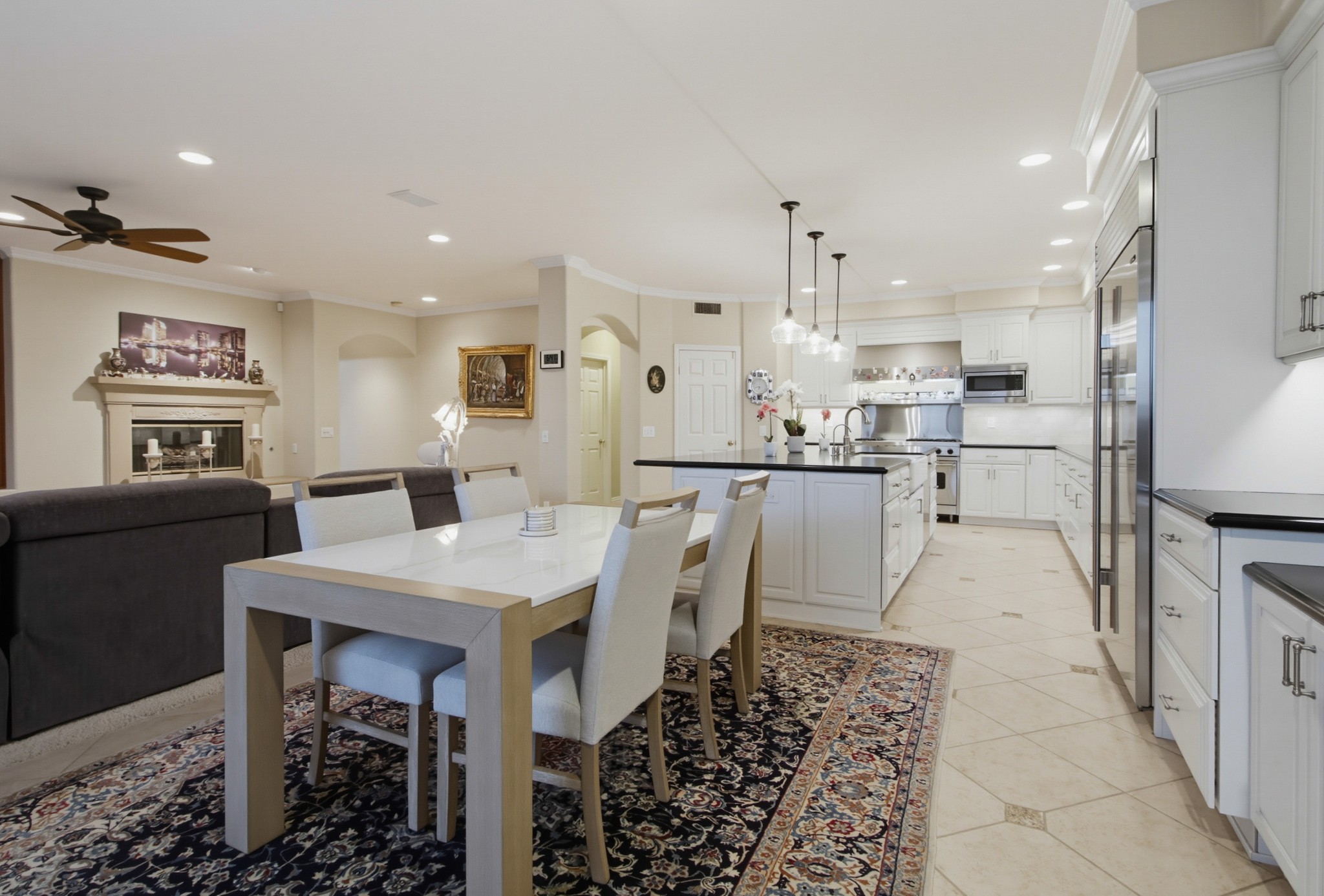 Virtual tour photo 37 of 138 for 12423 Figtree St