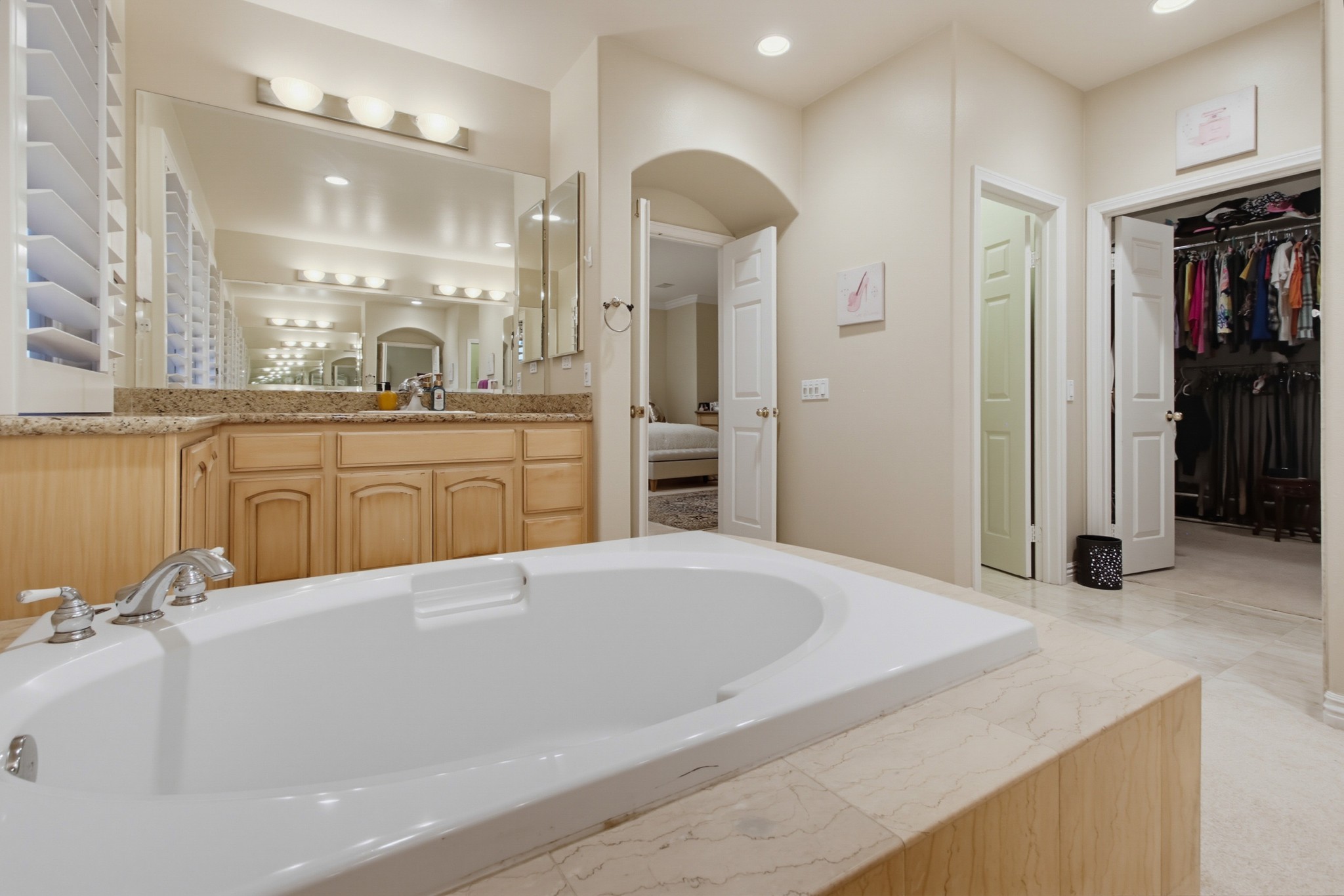 Virtual tour photo 54 of 138 for 12423 Figtree St