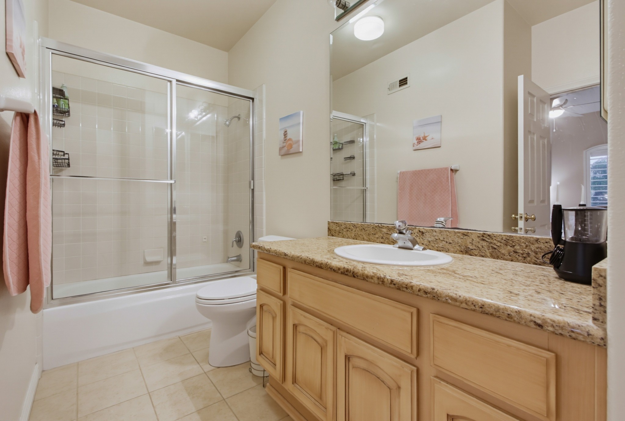 Virtual tour photo 63 of 138 for 12423 Figtree St