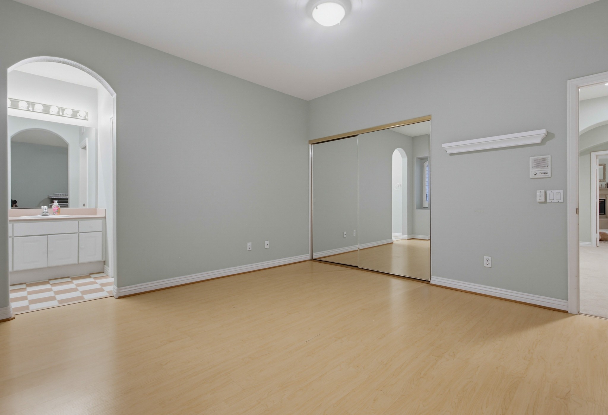 Virtual tour photo 68 of 138 for 12423 Figtree St
