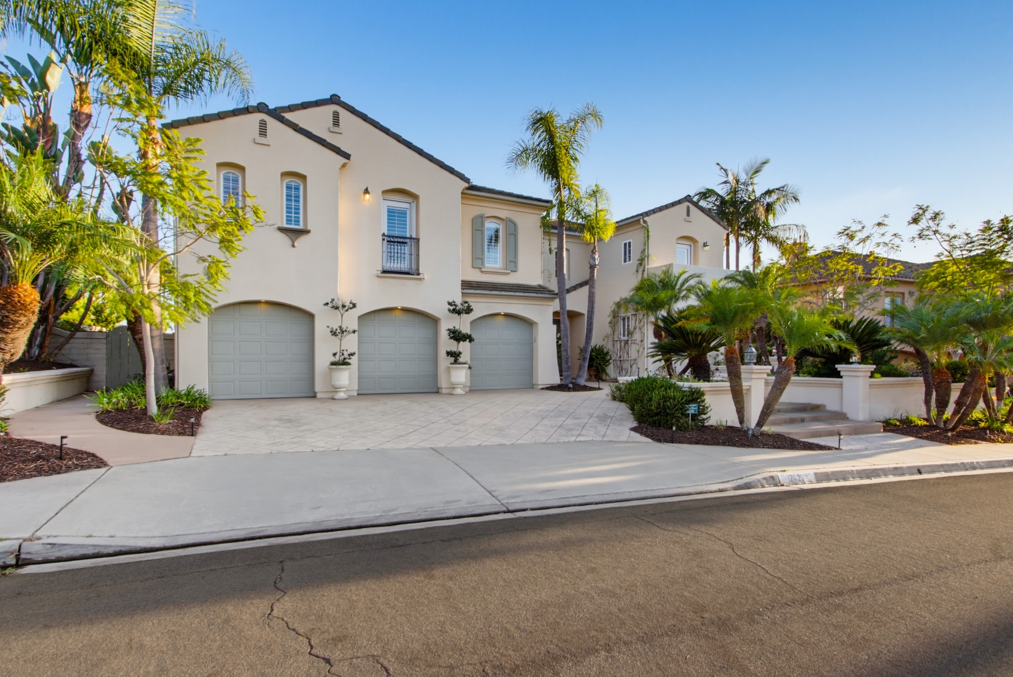 Virtual tour photo 73 of 138 for 12423 Figtree St