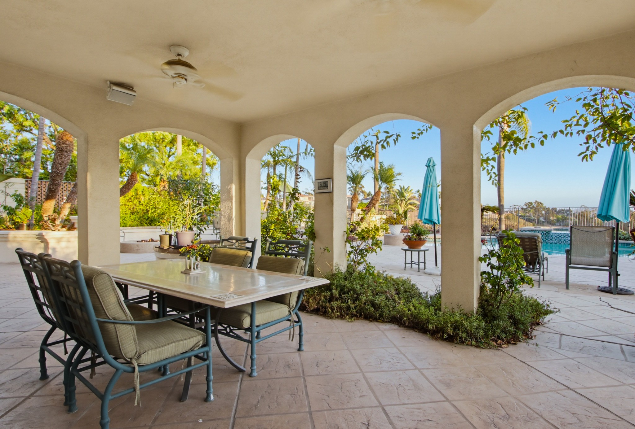 Virtual tour photo 97 of 138 for 12423 Figtree St