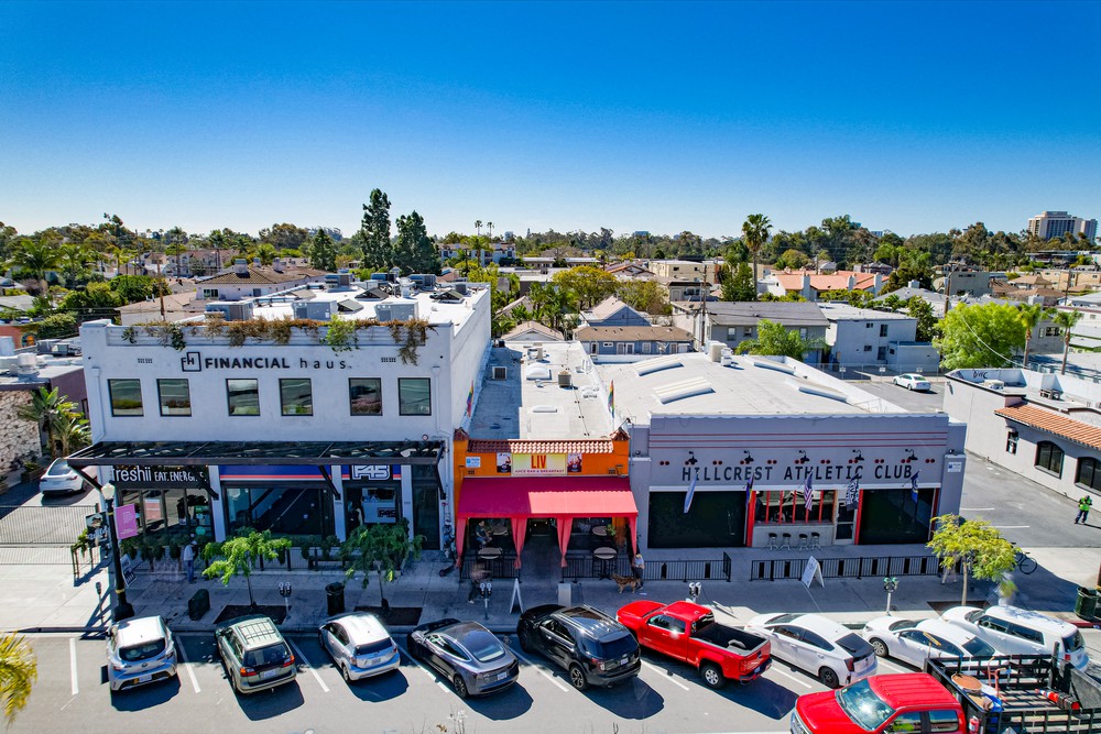 Virtual tour photo 1 of 33 for 1243 University Ave