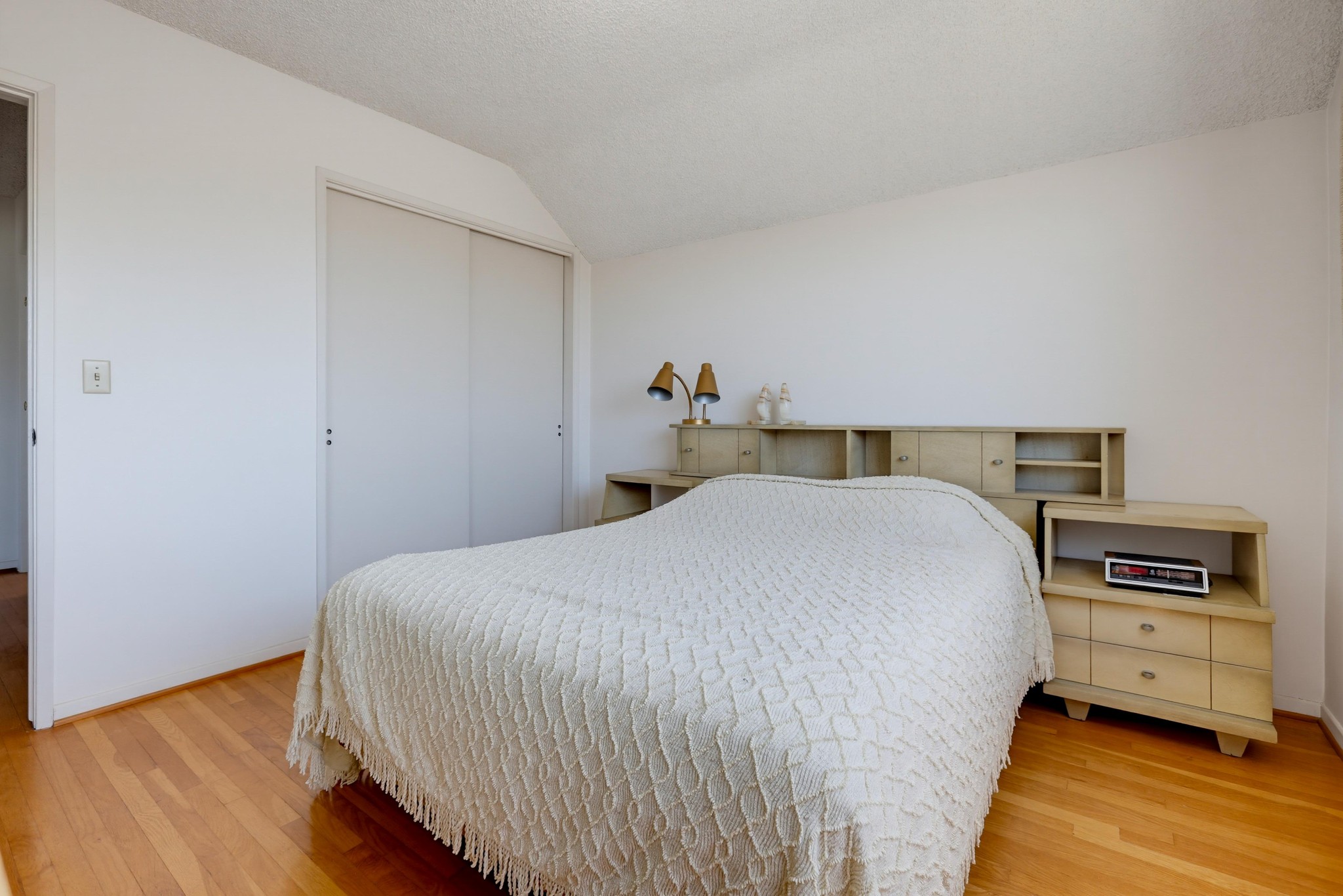 Virtual tour photo 30 of 66 for 12431 Blackmer St
