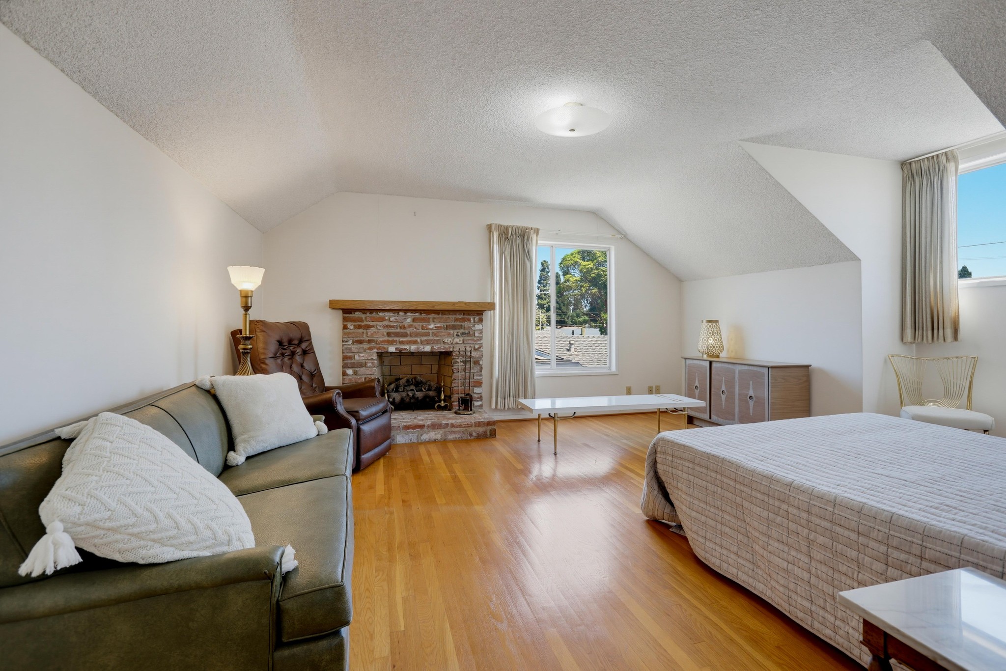 Virtual tour photo 36 of 66 for 12431 Blackmer St