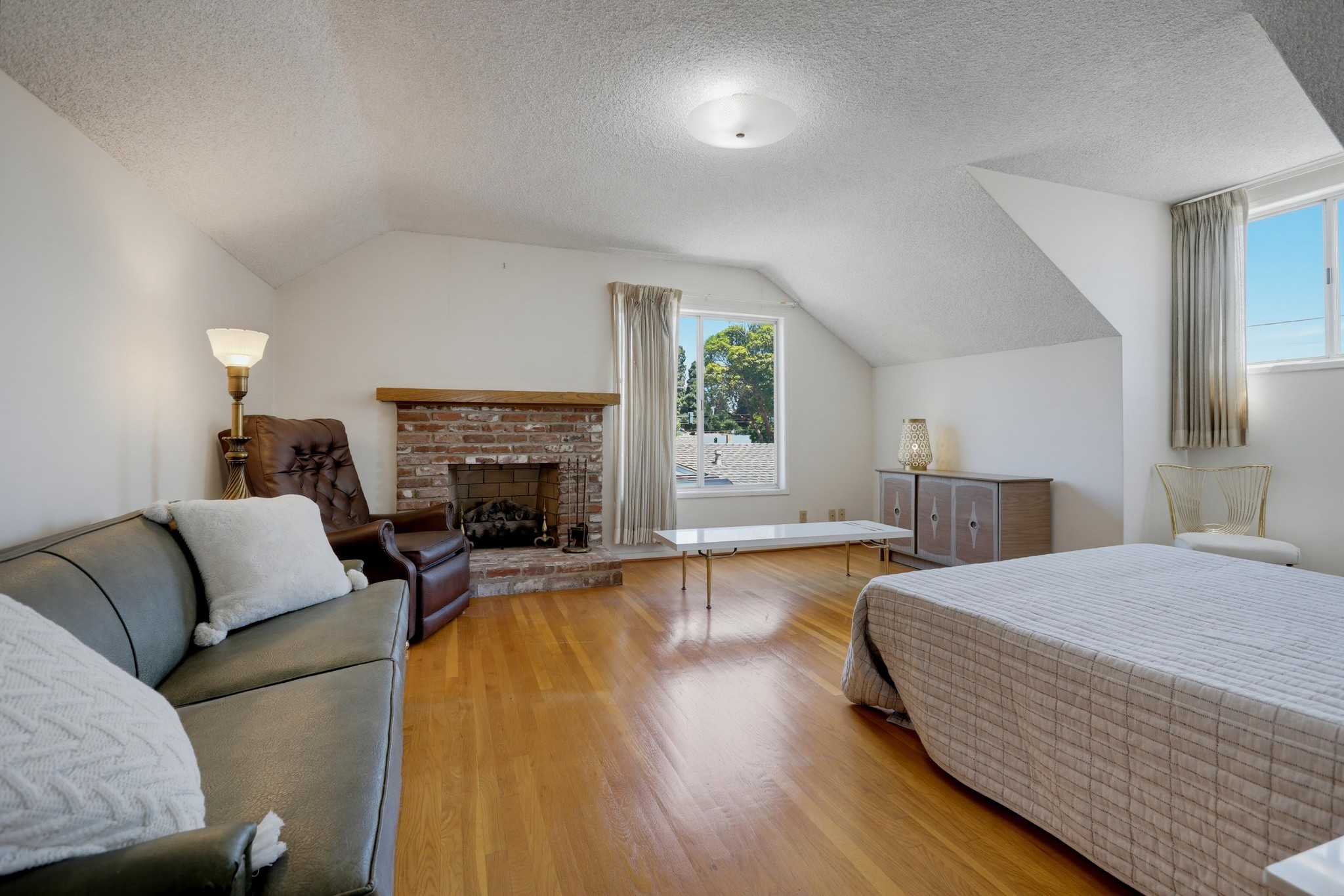 Virtual tour photo 38 of 66 for 12431 Blackmer St