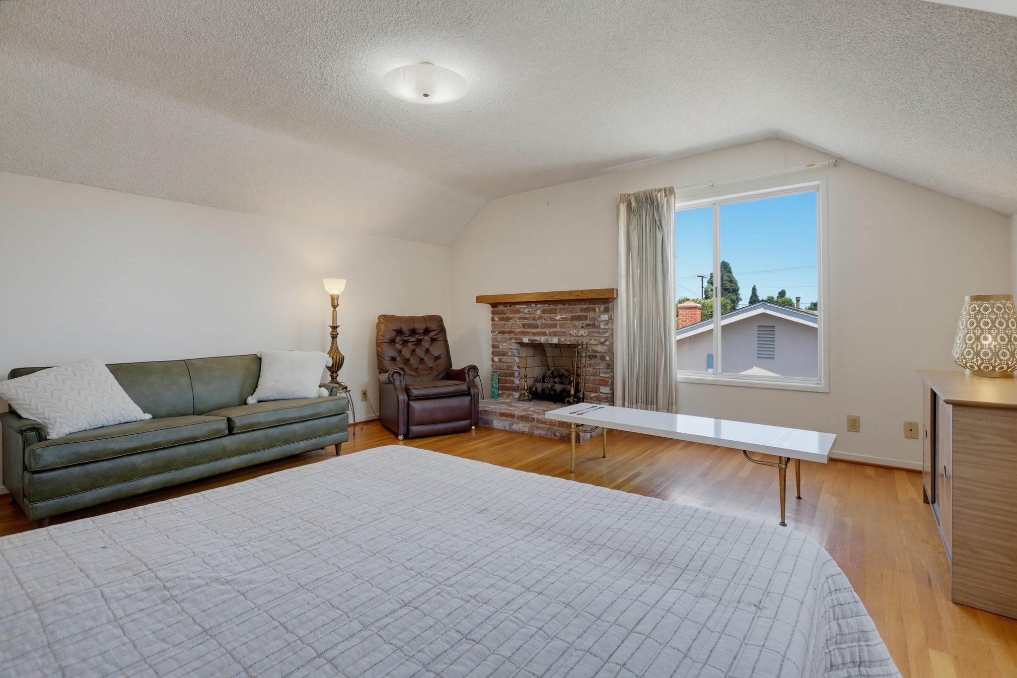 Virtual tour photo 40 of 66 for 12431 Blackmer St