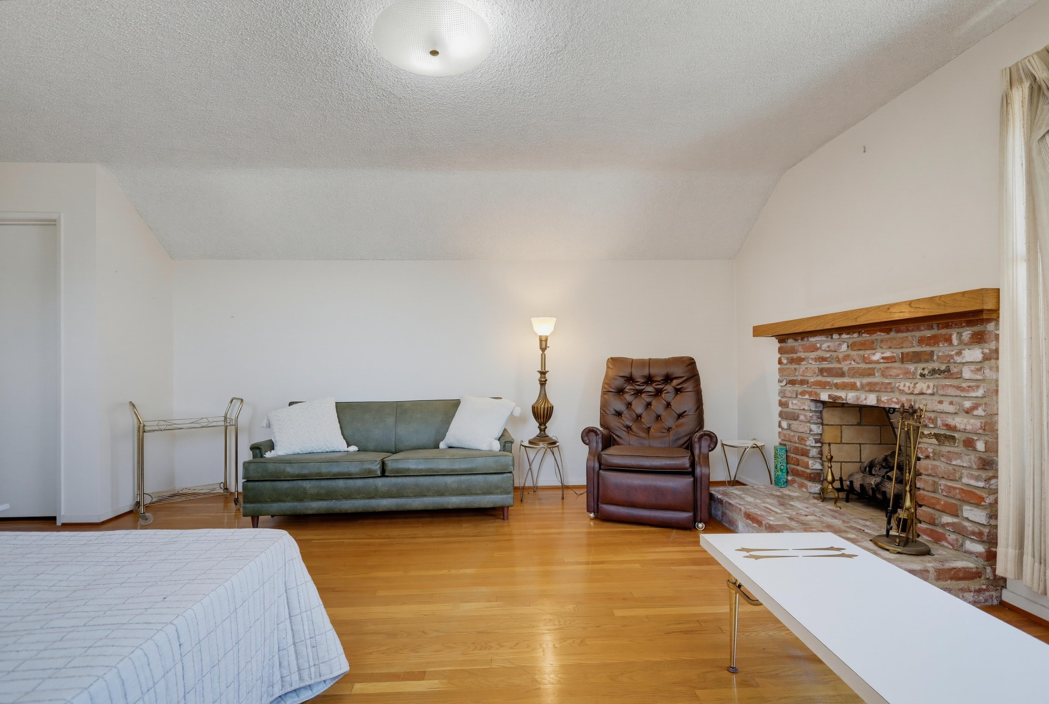 Virtual tour photo 41 of 66 for 12431 Blackmer St