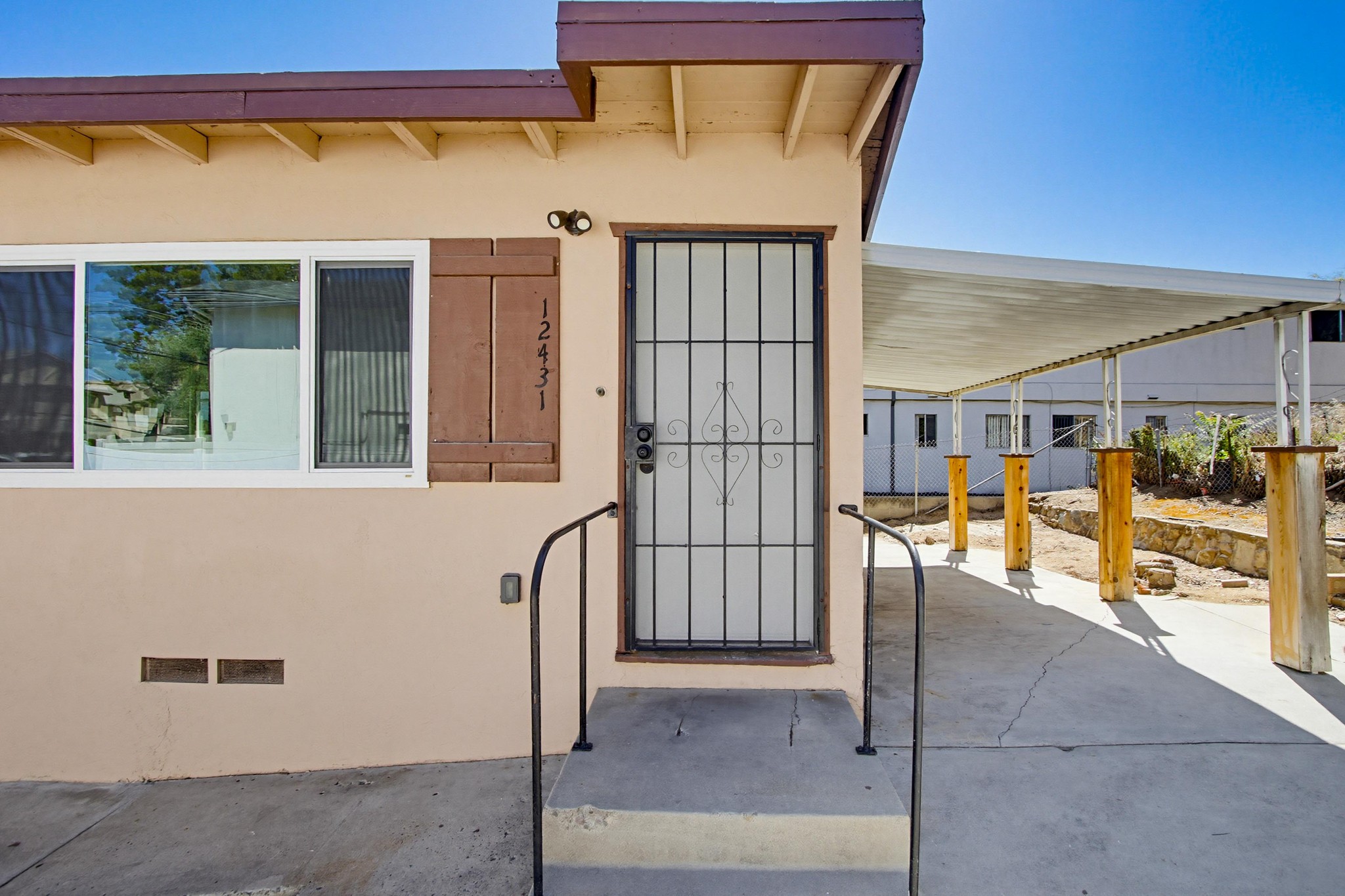 Virtual tour photo 8 of 39 for 12431 Julian Ave