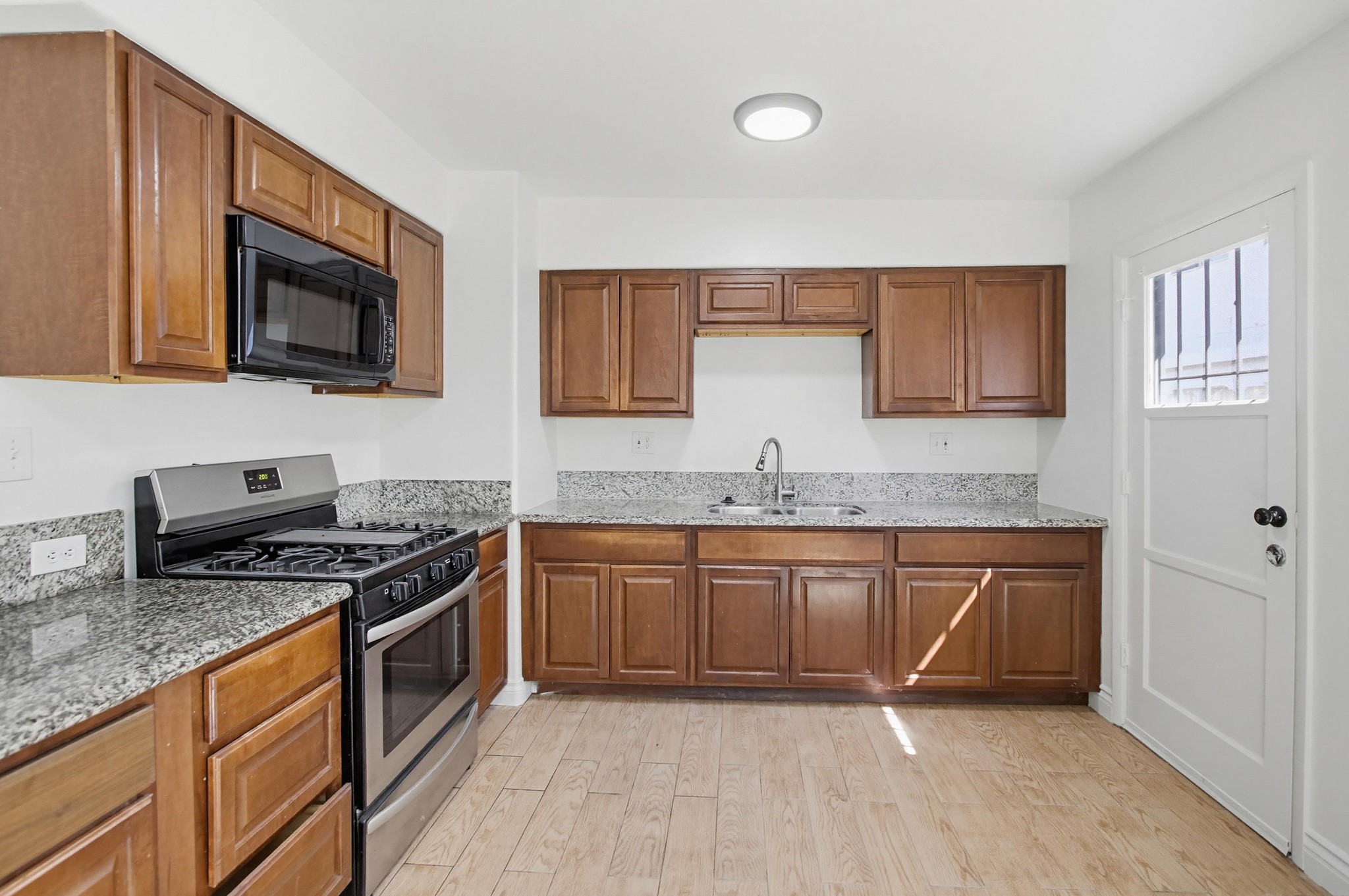 Virtual tour photo 20 of 39 for 12431 Julian Ave