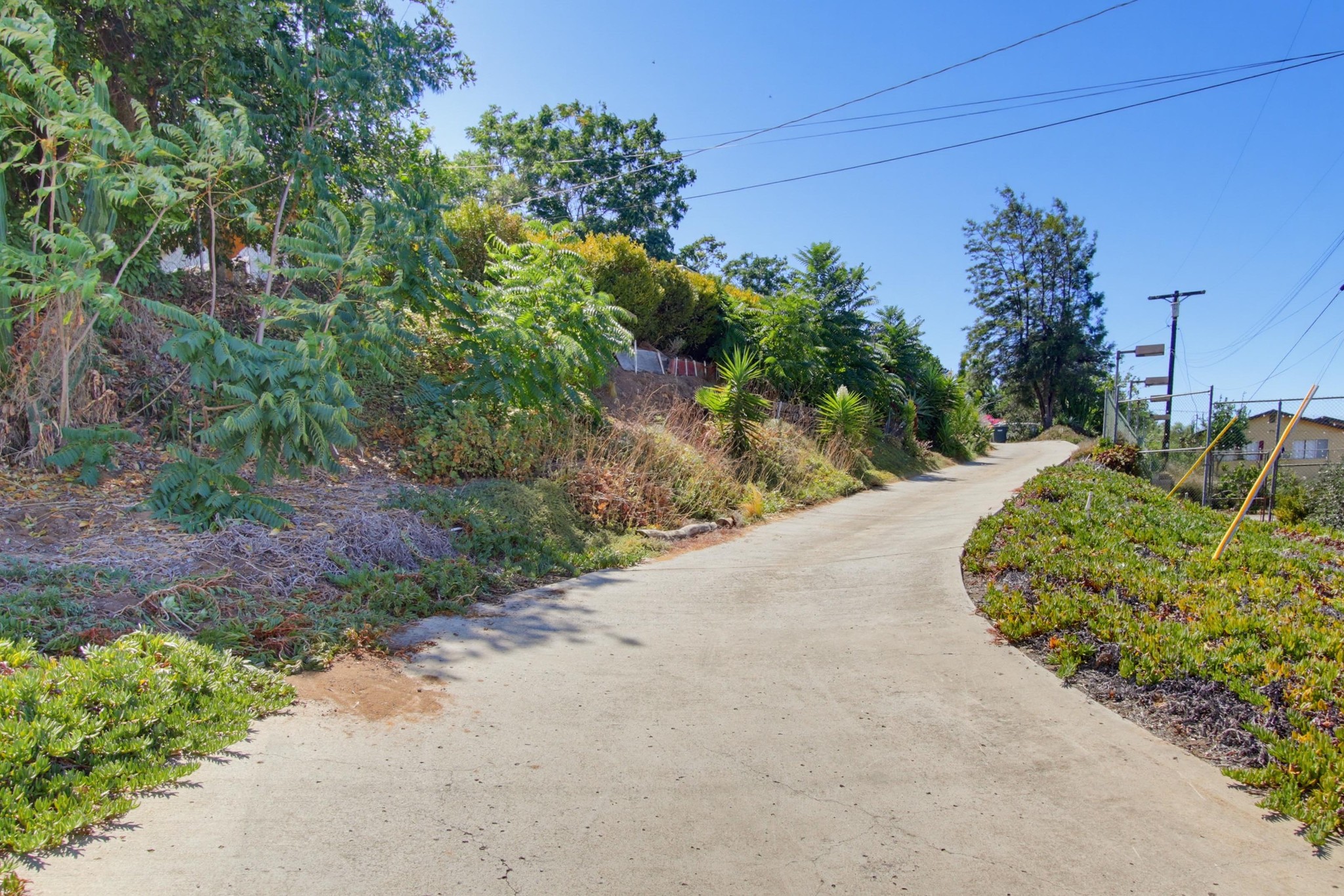 Virtual tour photo 1 of 49 for 12435 Rockcrest Rd