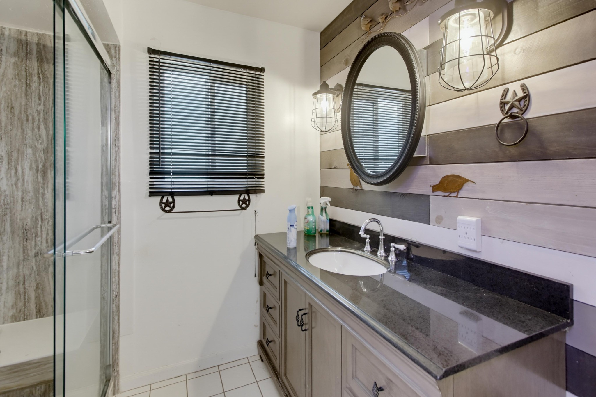 Virtual tour photo 23 of 49 for 12435 Rockcrest Rd