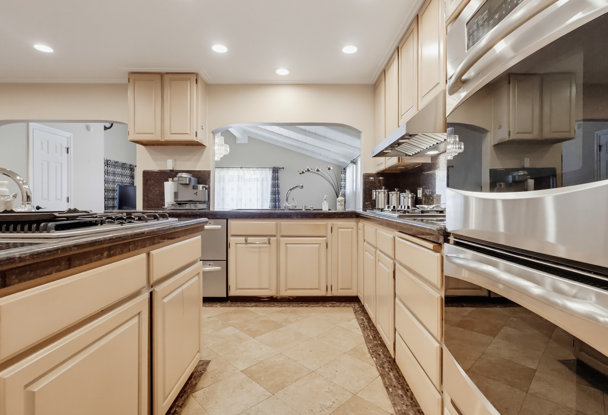 Virtual tour photo 22 of 75 for 12449 Allin St