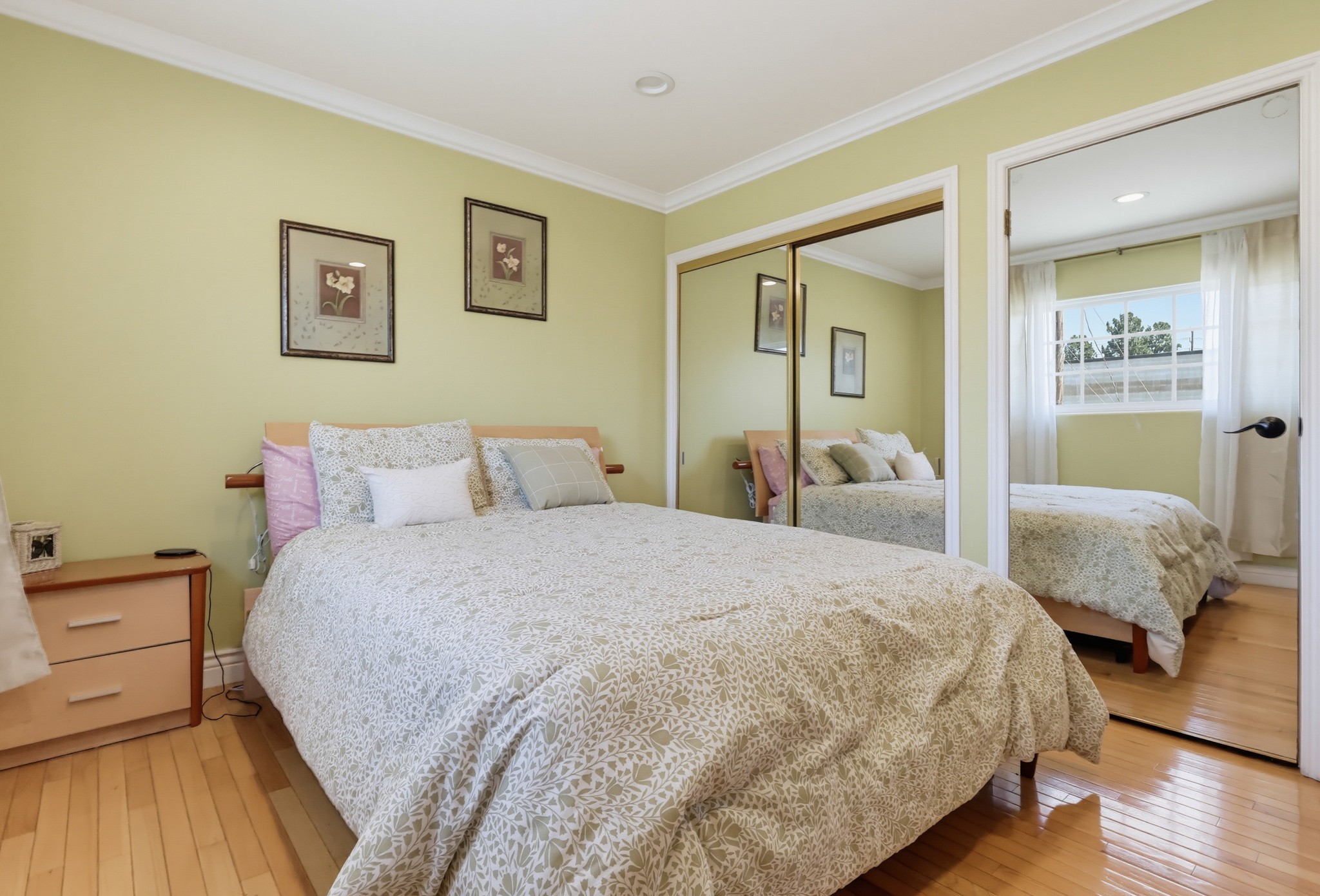 Virtual tour photo 47 of 75 for 12449 Allin St