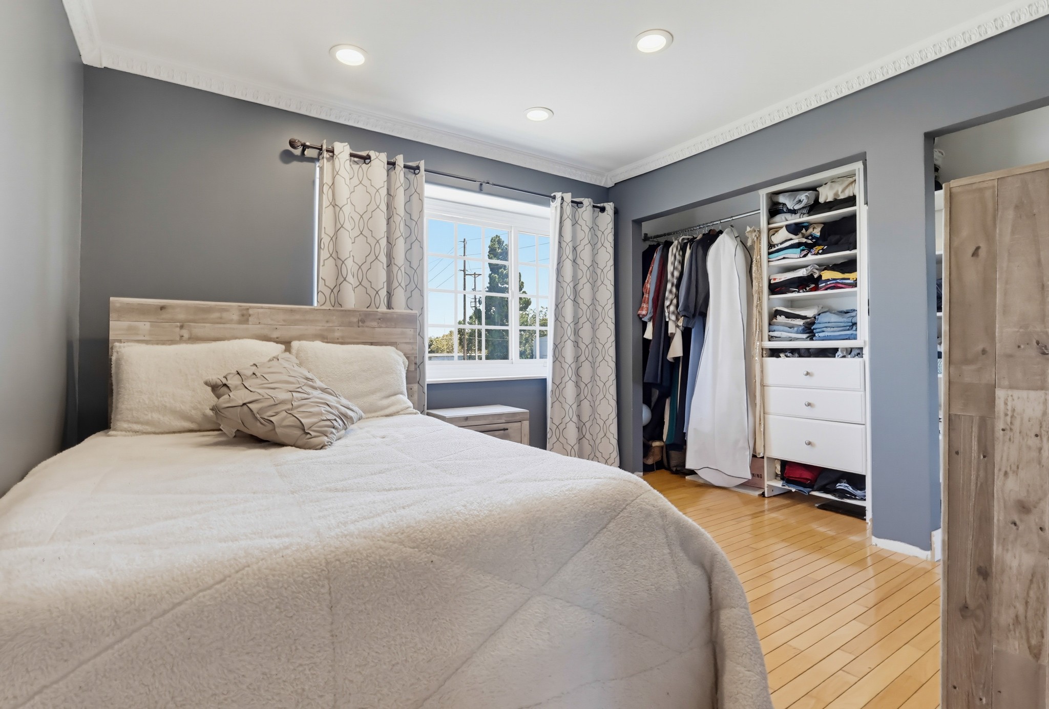 Virtual tour photo 50 of 75 for 12449 Allin St
