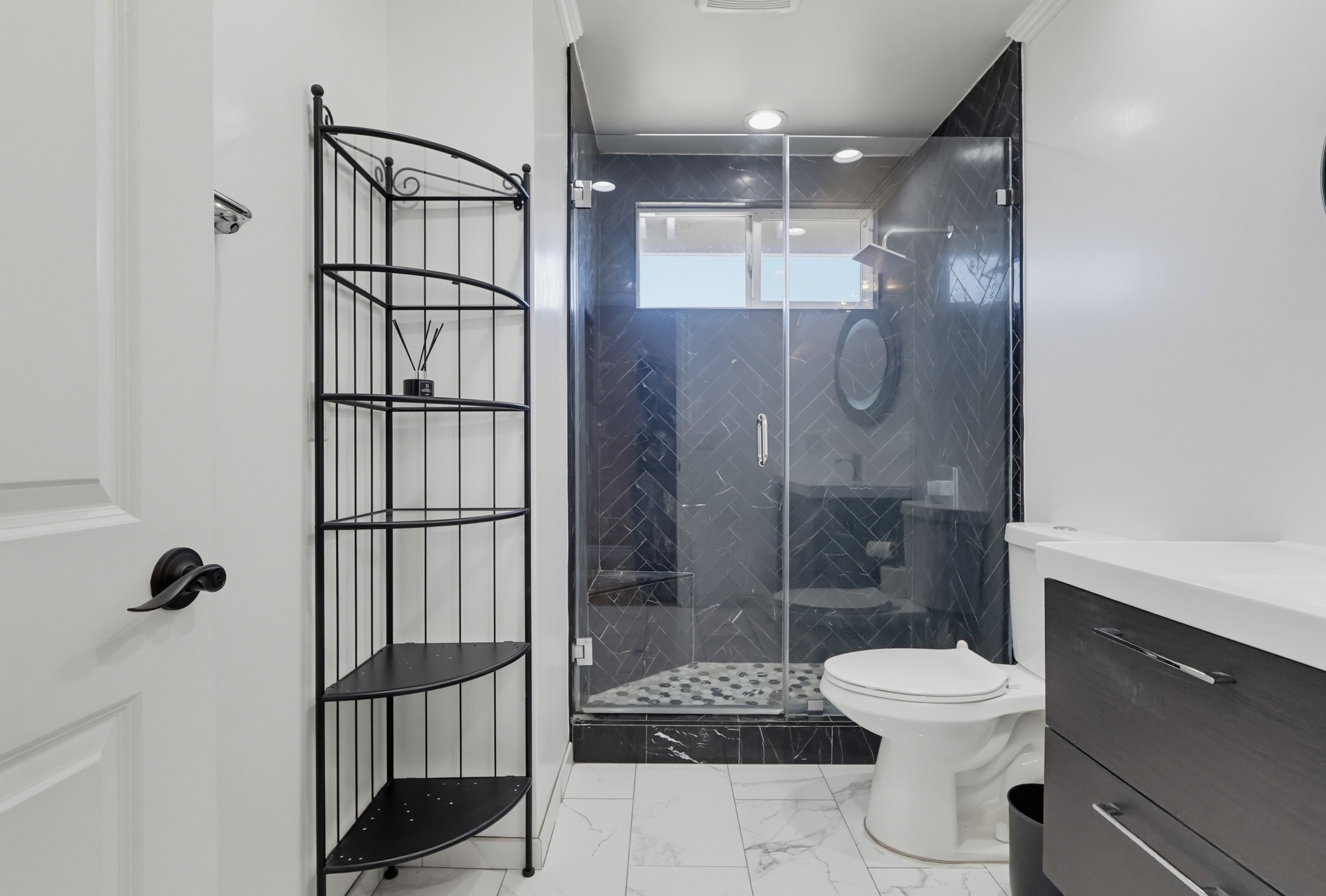 Virtual tour photo 58 of 75 for 12449 Allin St