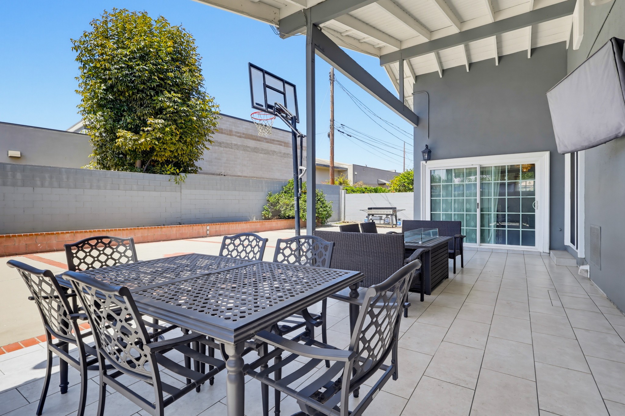 Virtual tour photo 65 of 75 for 12449 Allin St