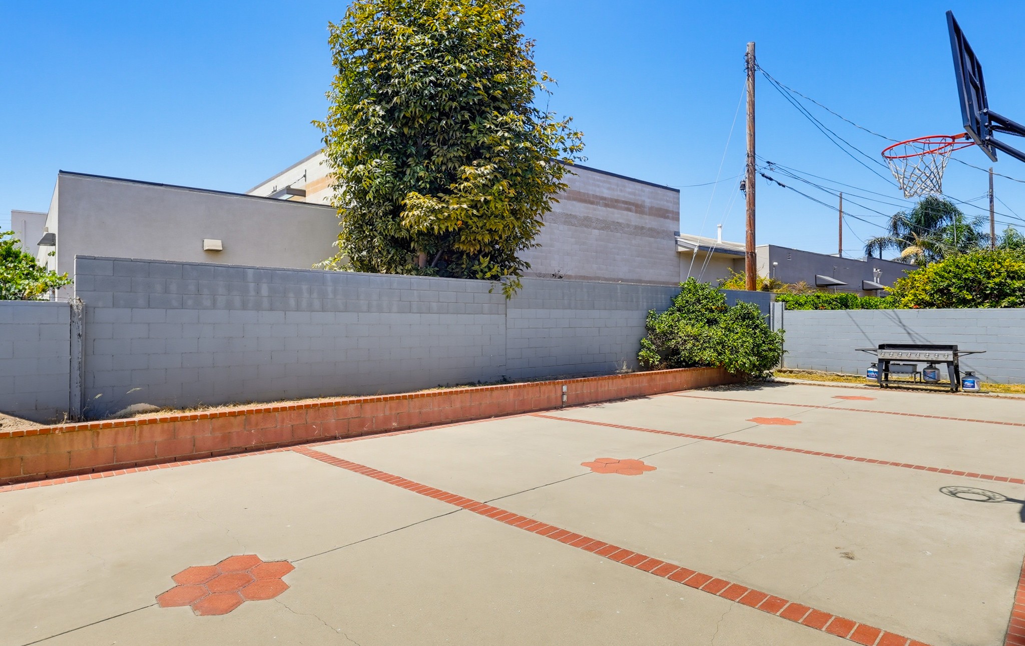 Virtual tour photo 66 of 75 for 12449 Allin St