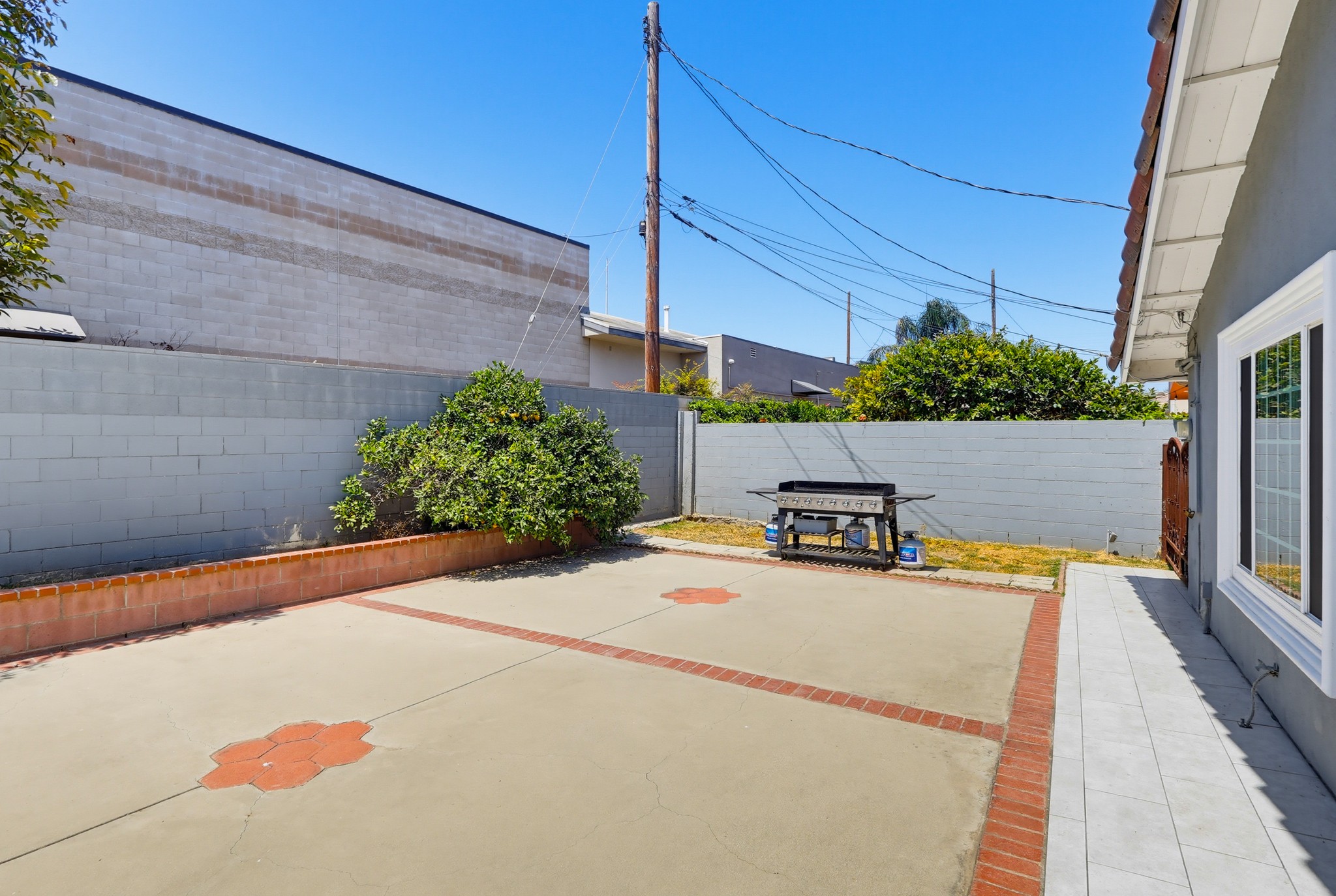 Virtual tour photo 67 of 75 for 12449 Allin St