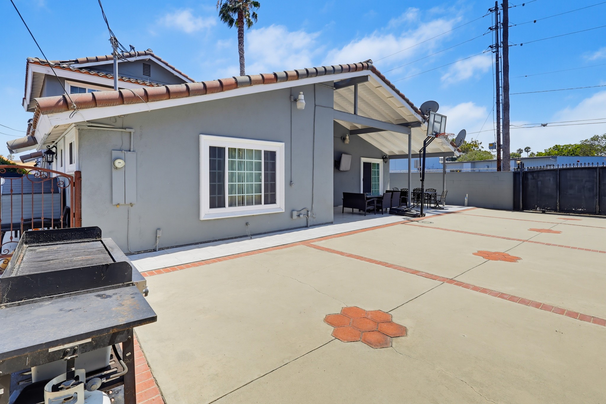 Virtual tour photo 71 of 75 for 12449 Allin St