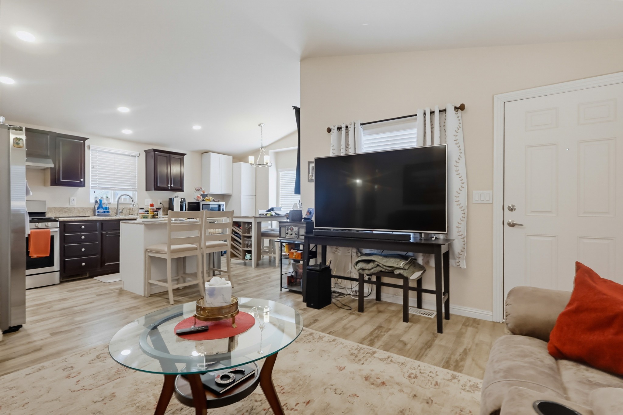 Virtual tour photo 12 of 51 for 1245 W Cienega Ave Spc 26