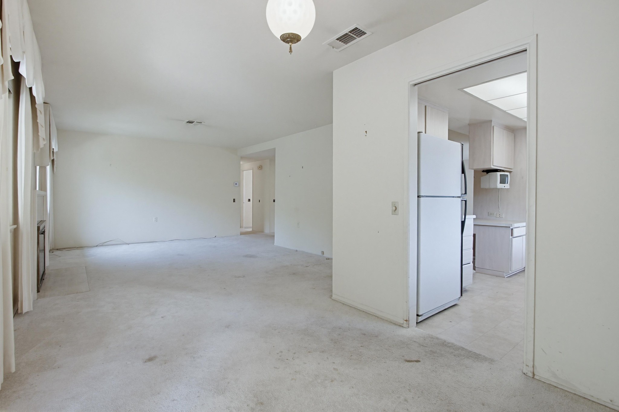 Virtual tour photo 10 of 52 for 12459 Pipo Rd
