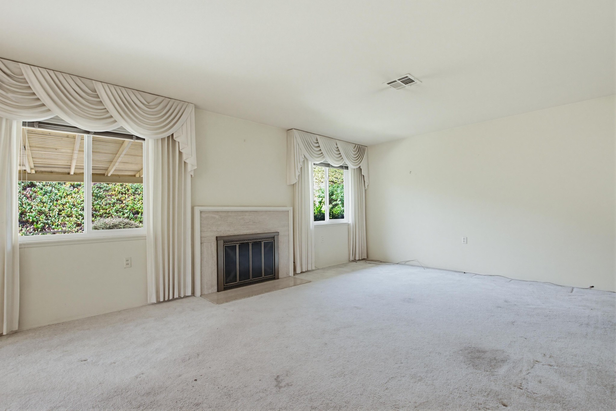 Virtual tour photo 12 of 52 for 12459 Pipo Rd