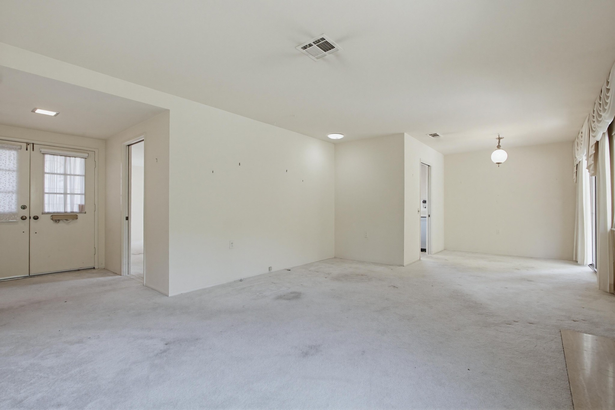 Virtual tour photo 14 of 52 for 12459 Pipo Rd
