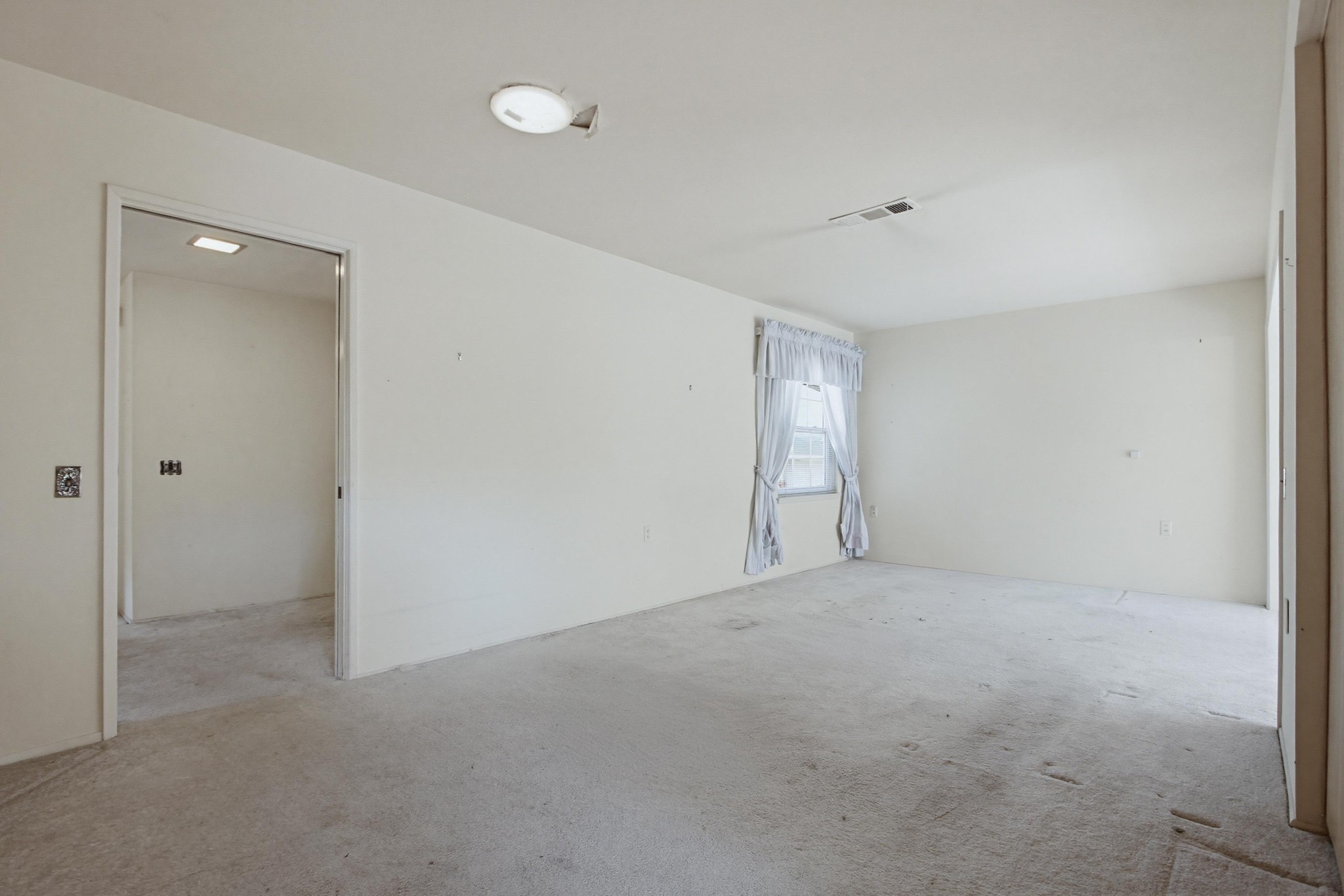 Virtual tour photo 20 of 52 for 12459 Pipo Rd