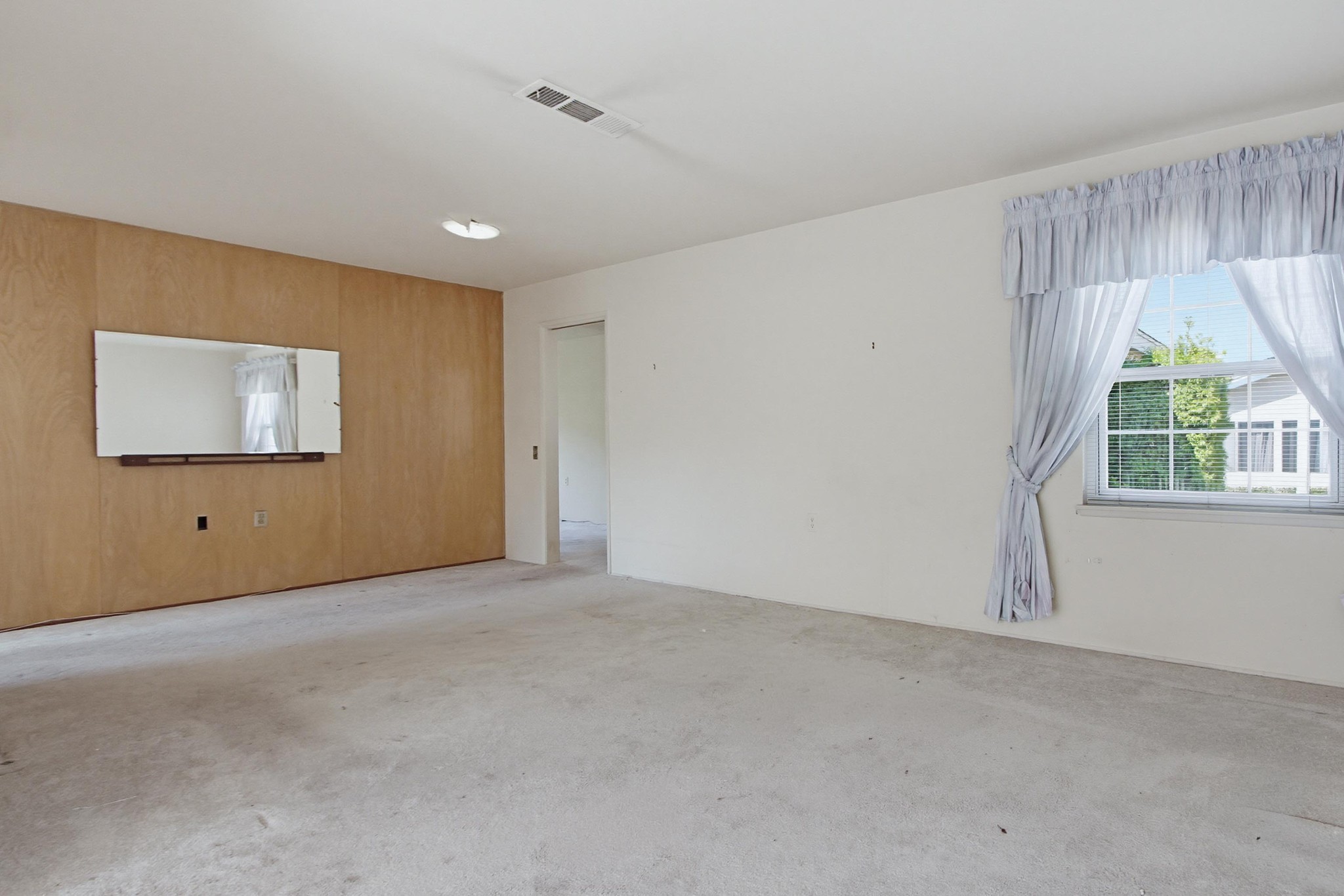 Virtual tour photo 21 of 52 for 12459 Pipo Rd