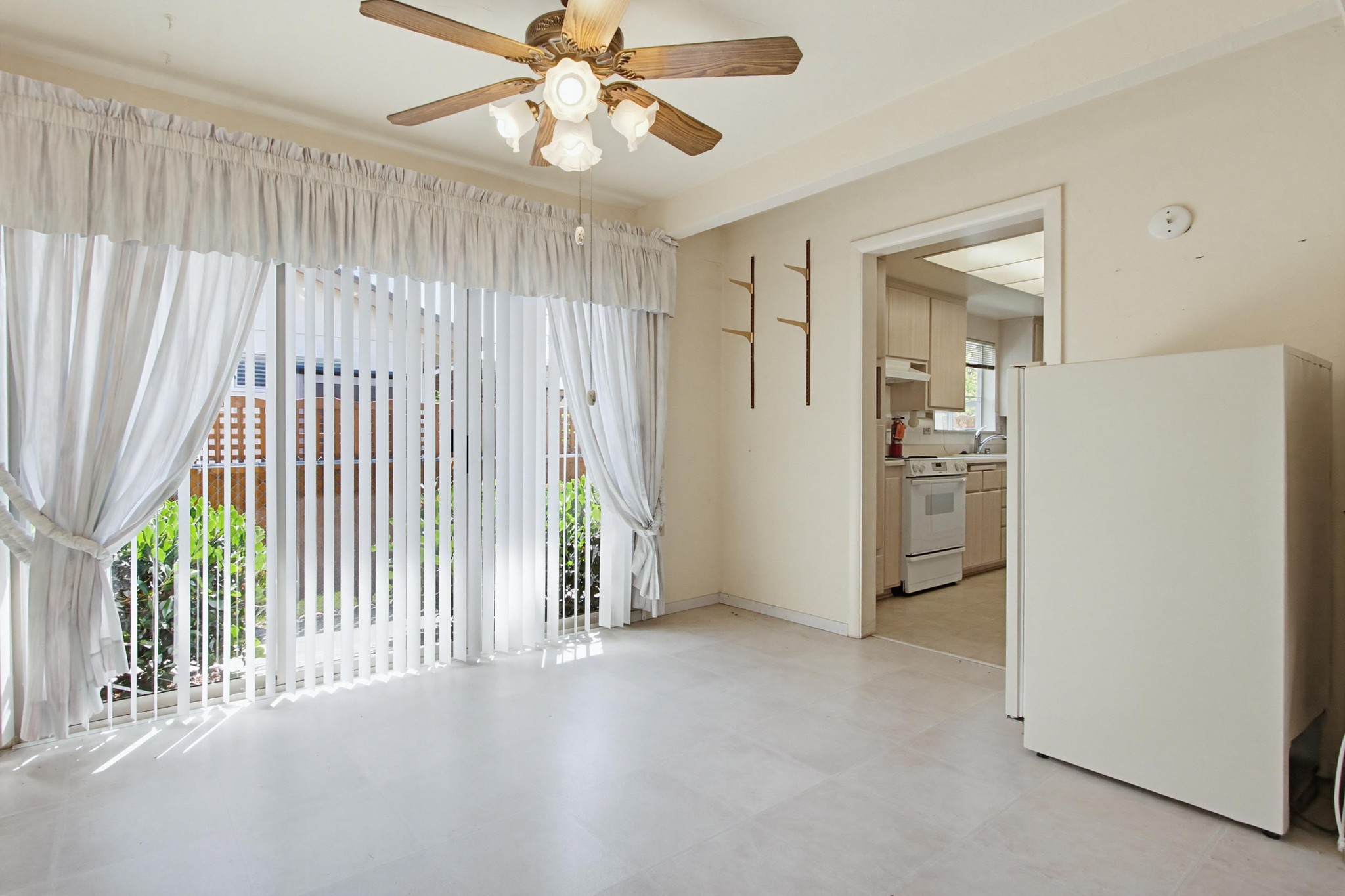 Virtual tour photo 23 of 52 for 12459 Pipo Rd