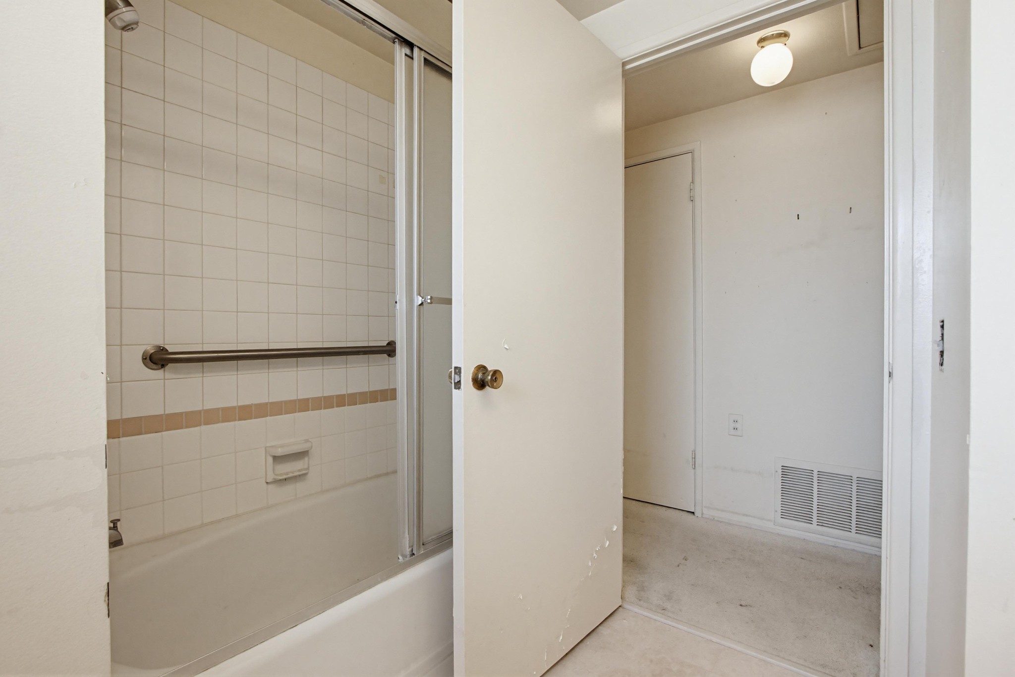 Virtual tour photo 33 of 52 for 12459 Pipo Rd