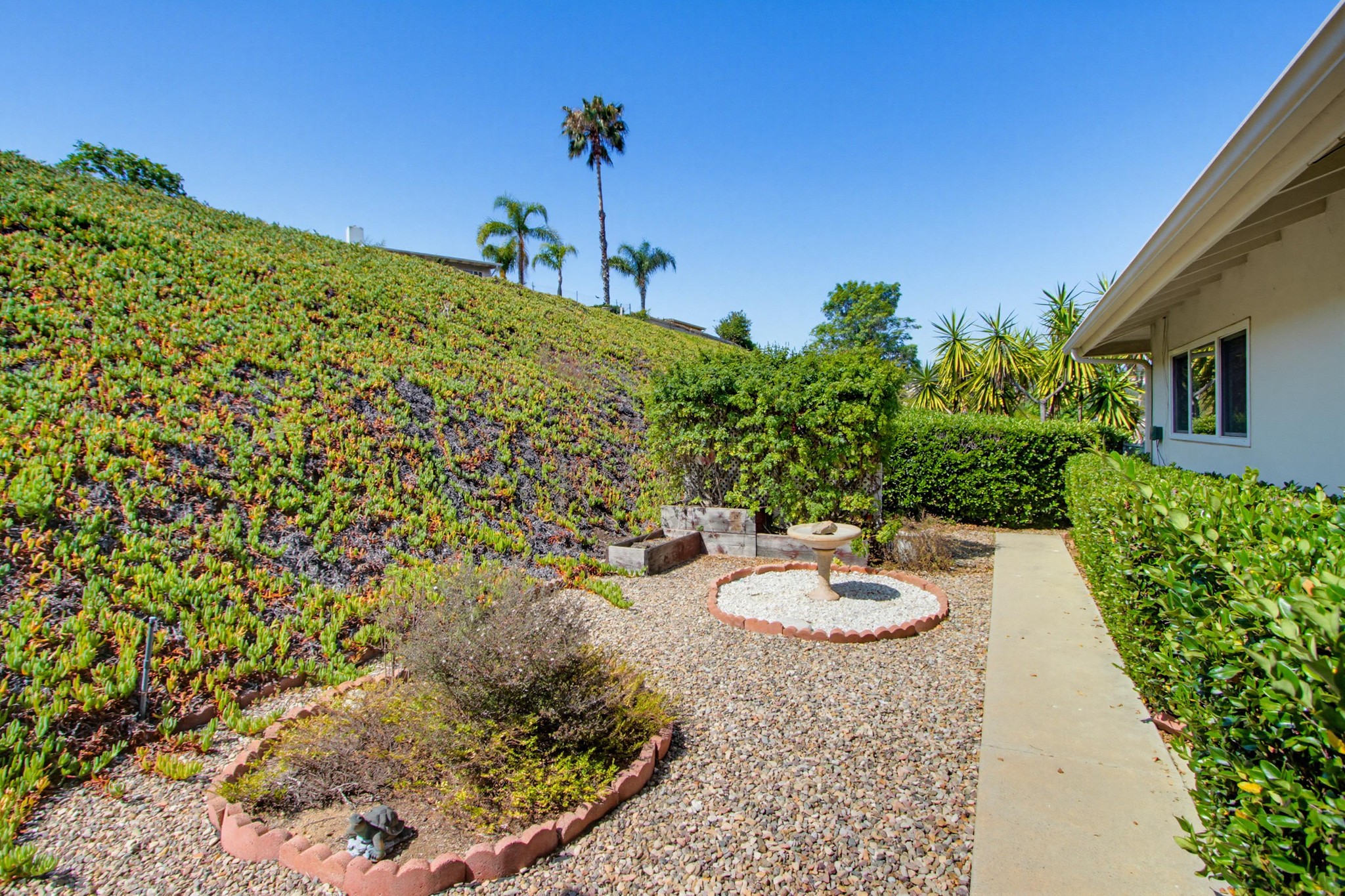 Virtual tour photo 50 of 52 for 12459 Pipo Rd