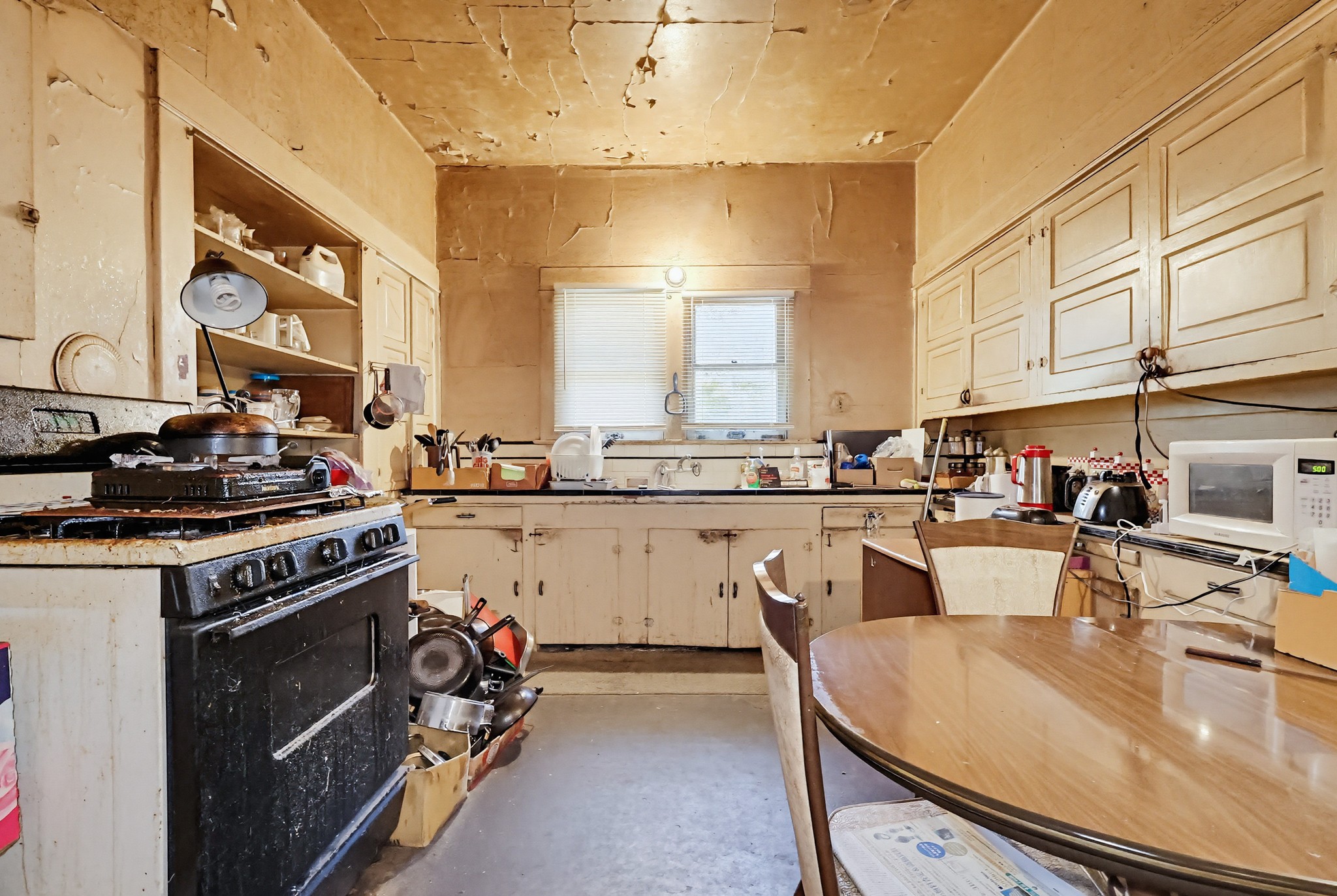 Virtual tour photo 16 of 54 for 1247 W 49th St