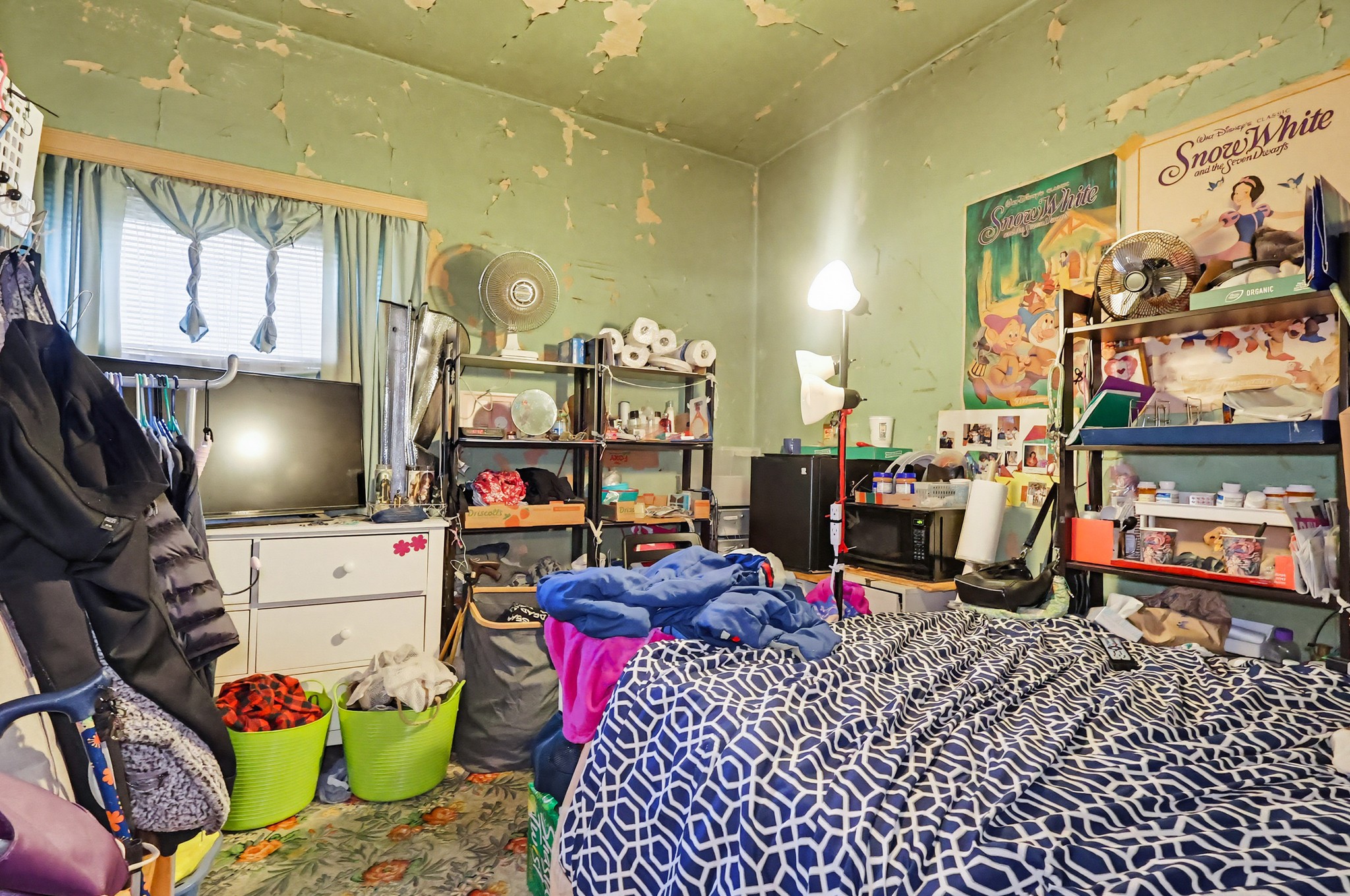 Virtual tour photo 30 of 54 for 1247 W 49th St